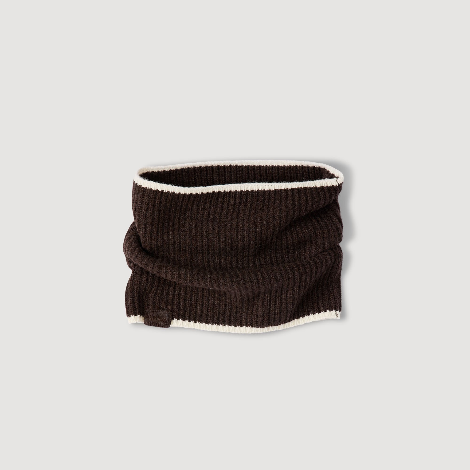Ribbed knit neck warmer