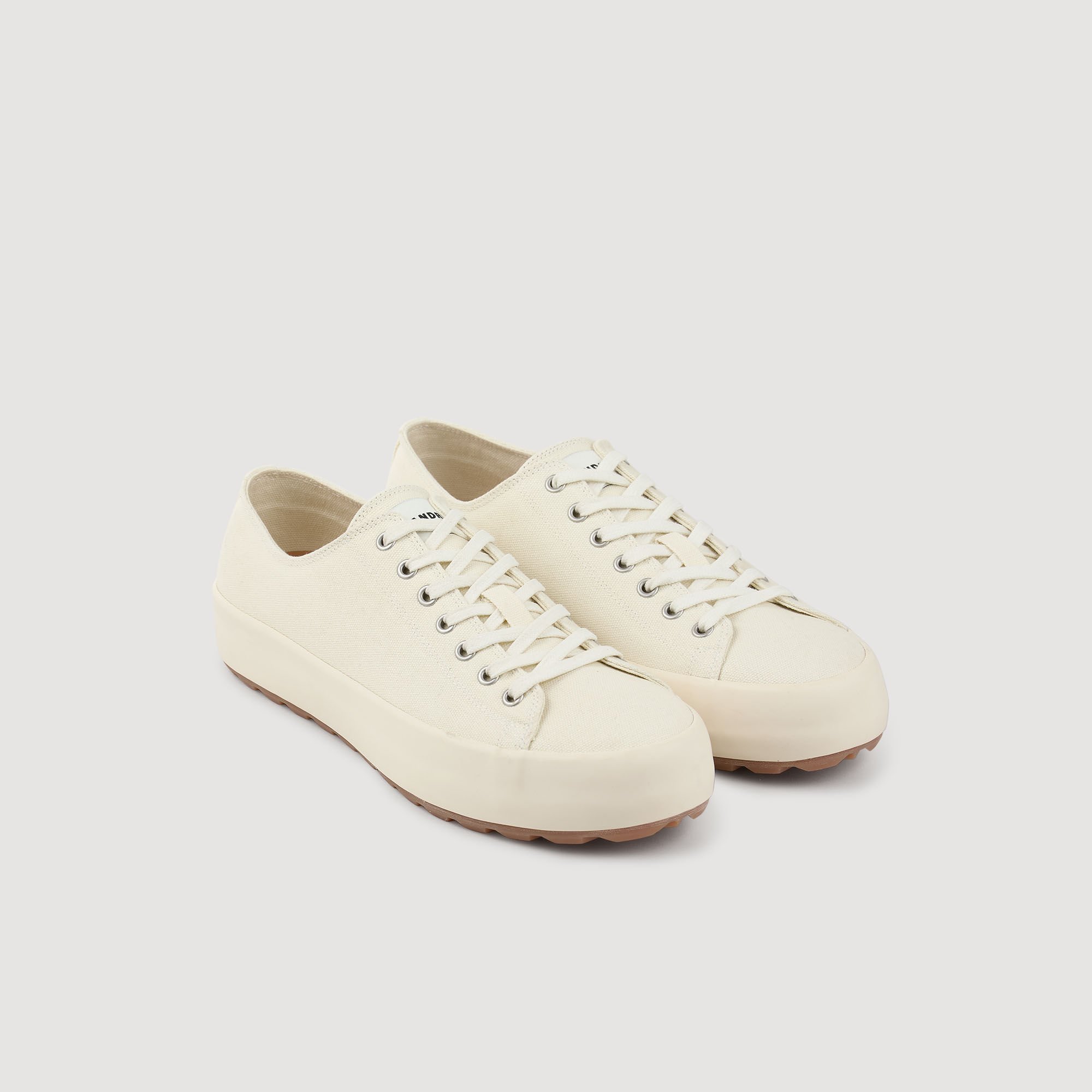 Low-top canvas sneakers