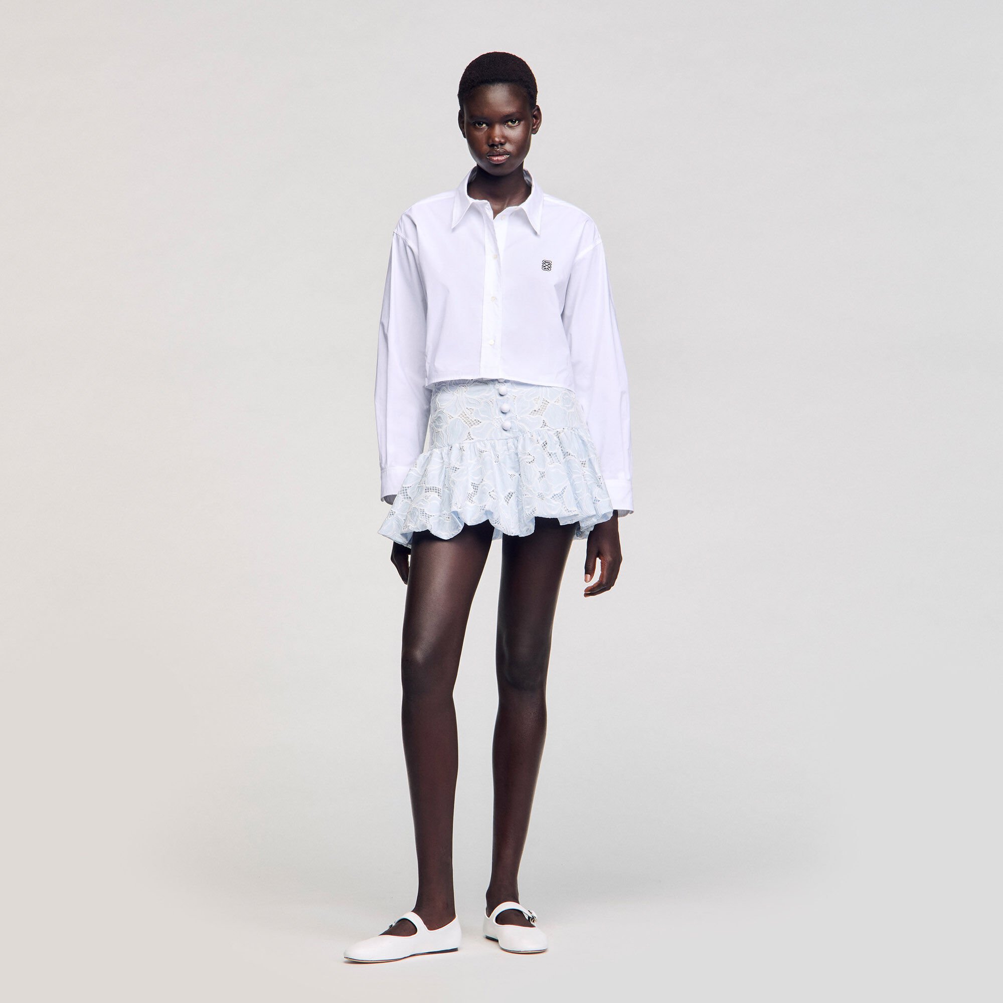 Short guipure skirt