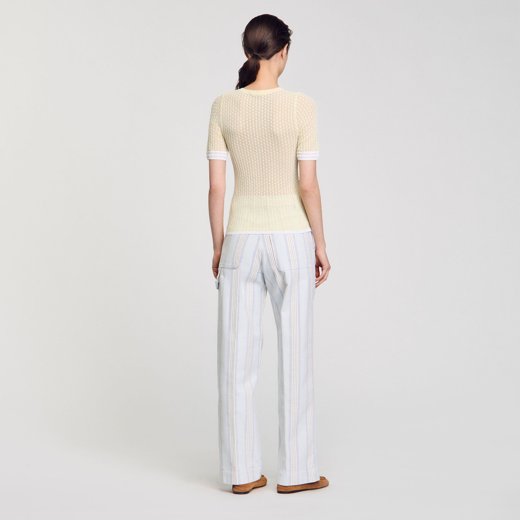 Short-sleeved sweater