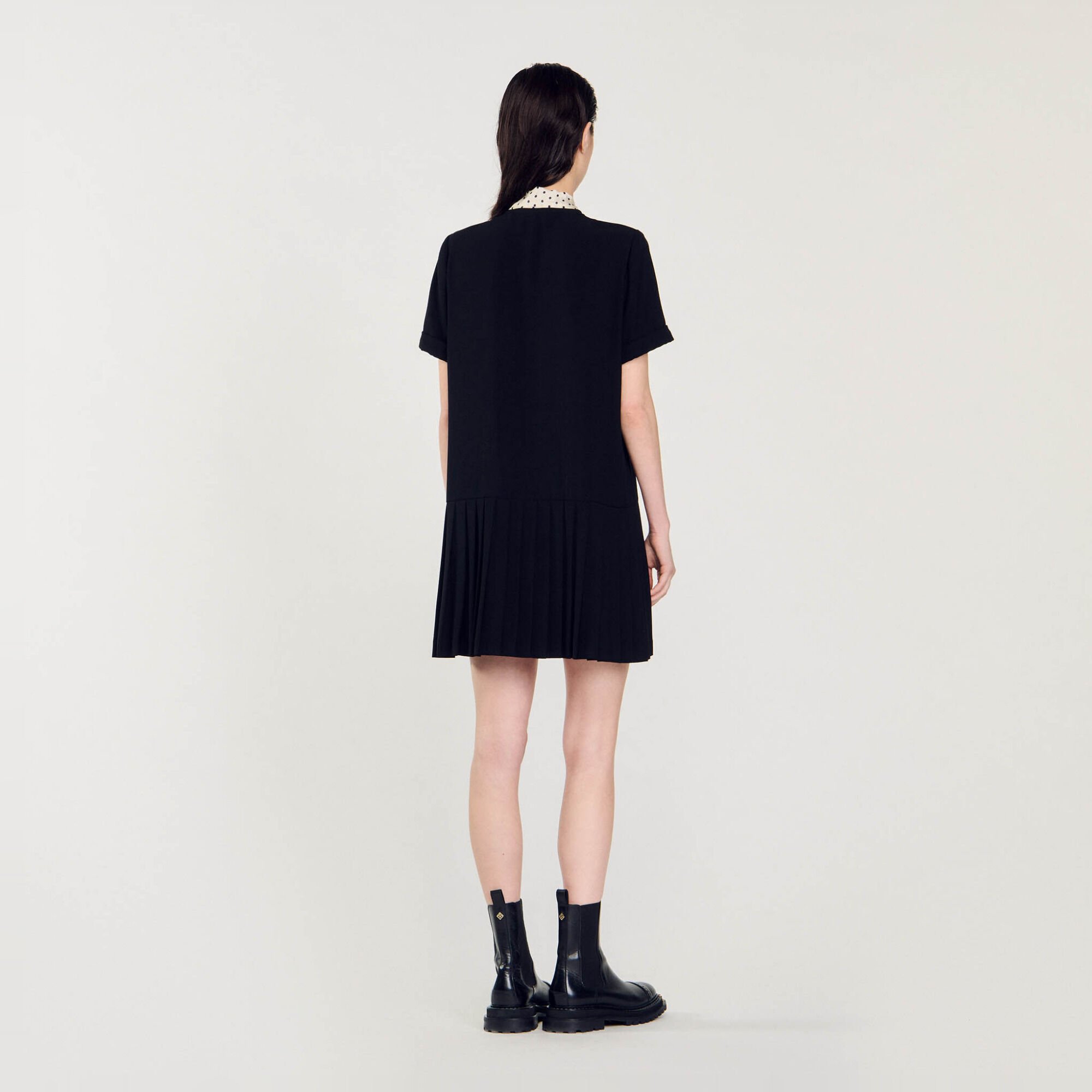 Short dress with polka dot tie