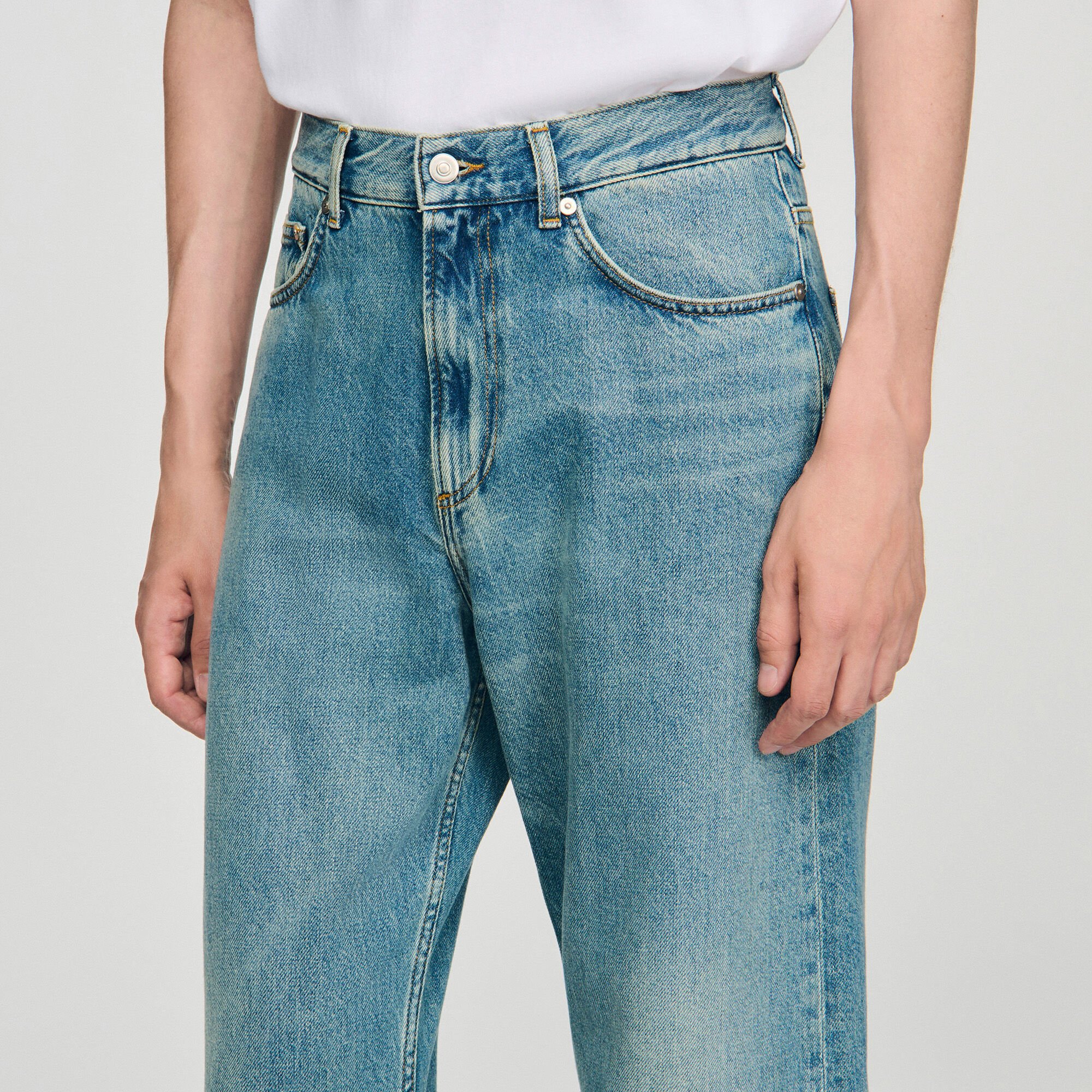 Baggy jeans