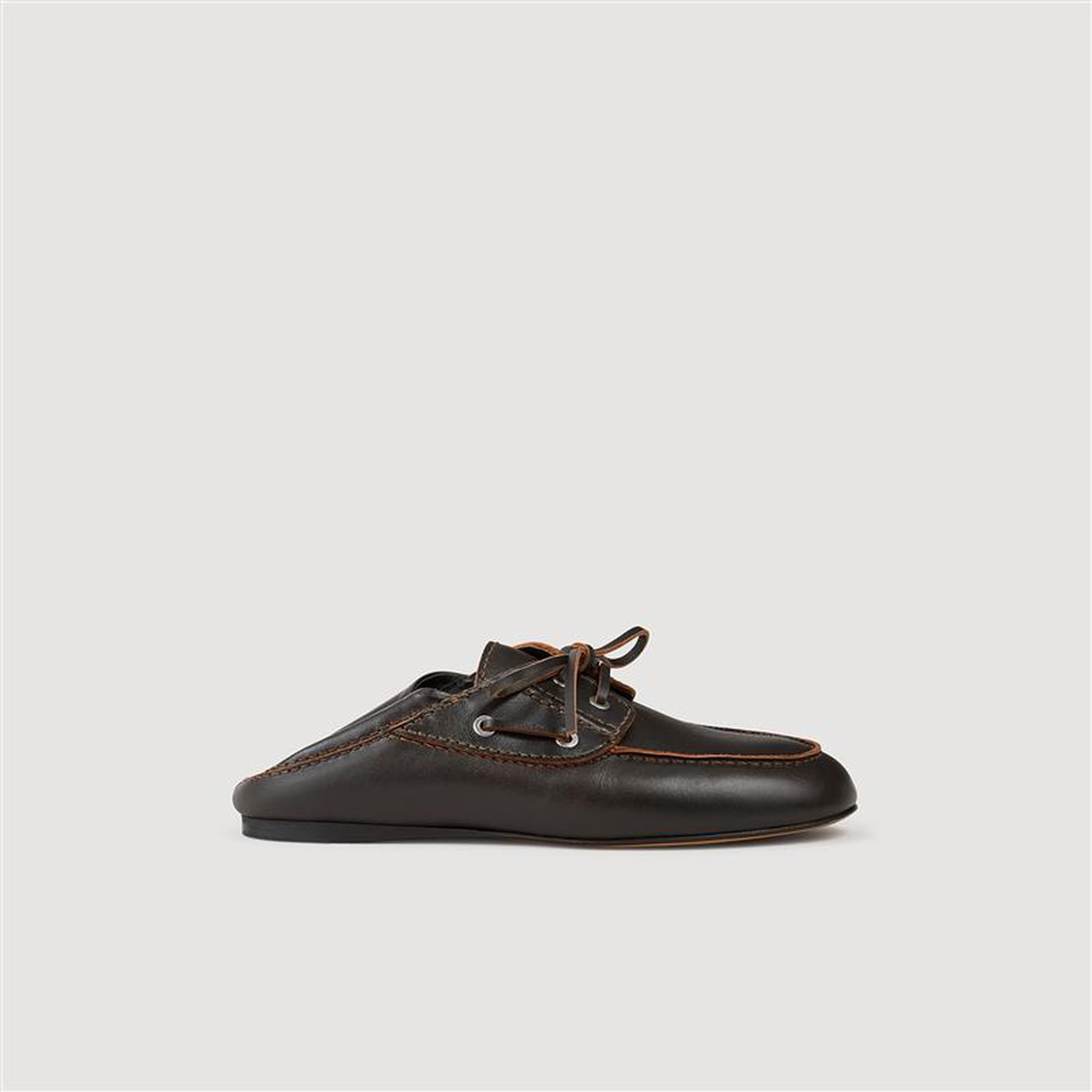 Leather boat shoe loafers