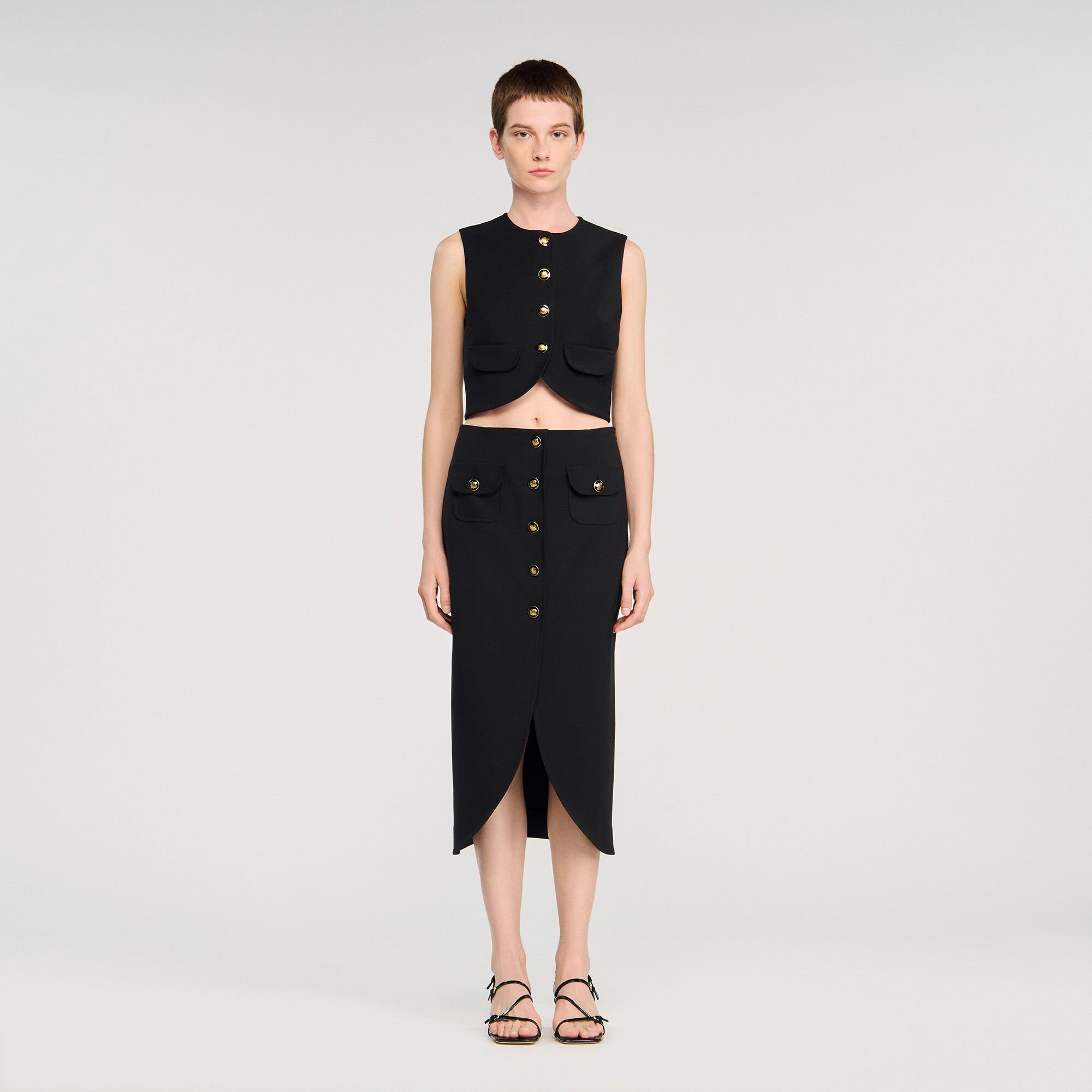 Buttoned midi skirt