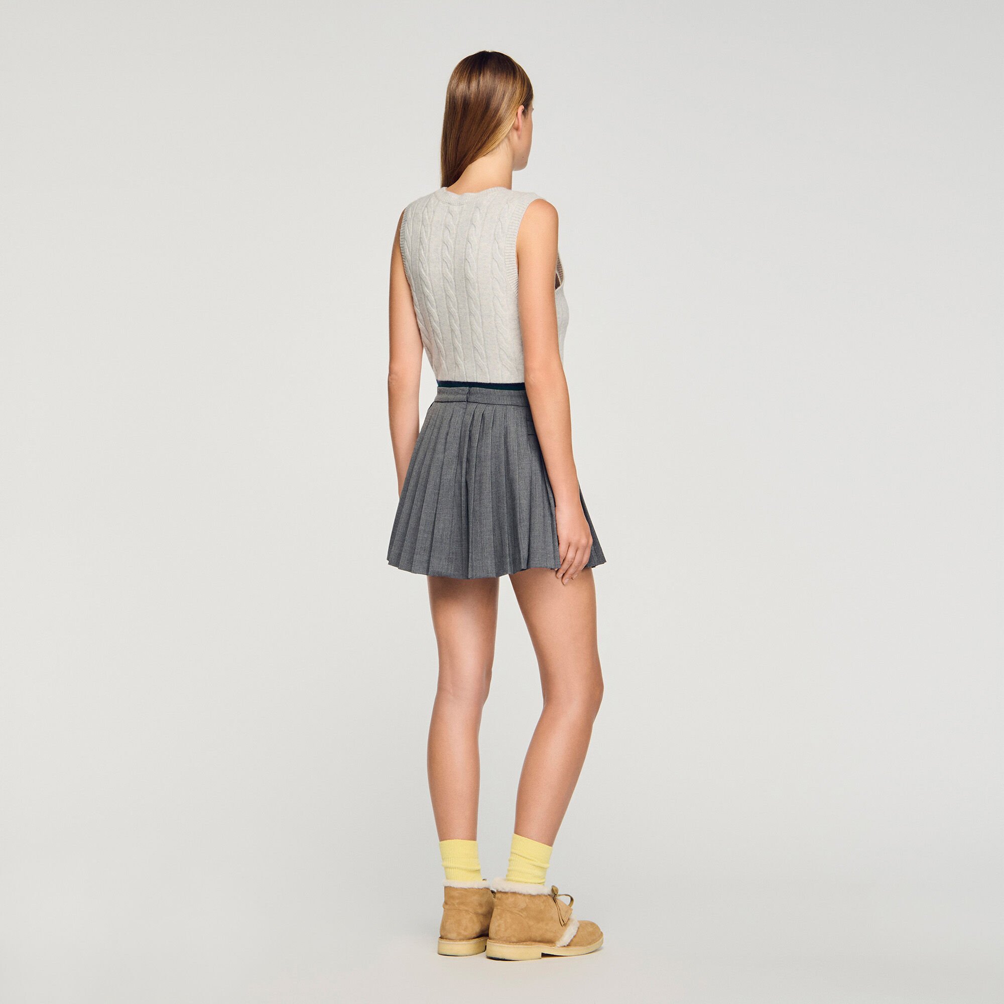 Buckle accent pleated skort