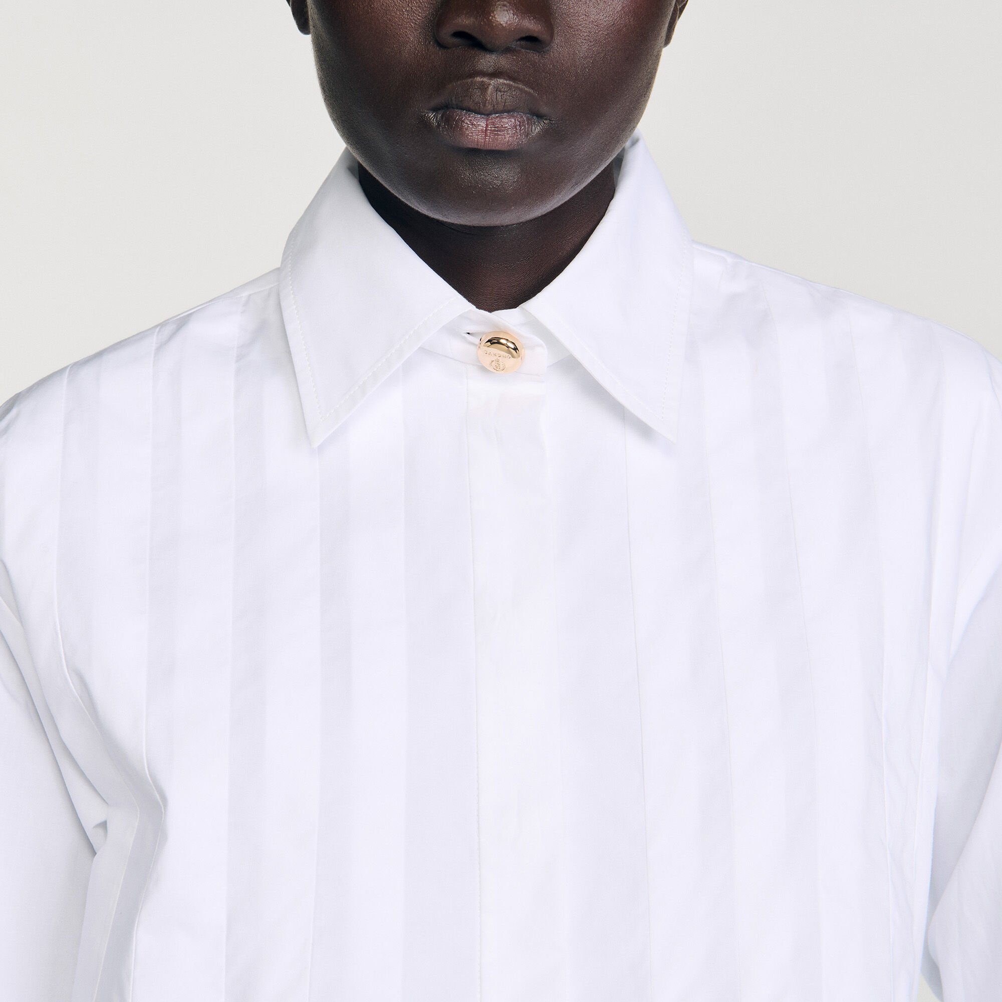 Pleated cropped shirt