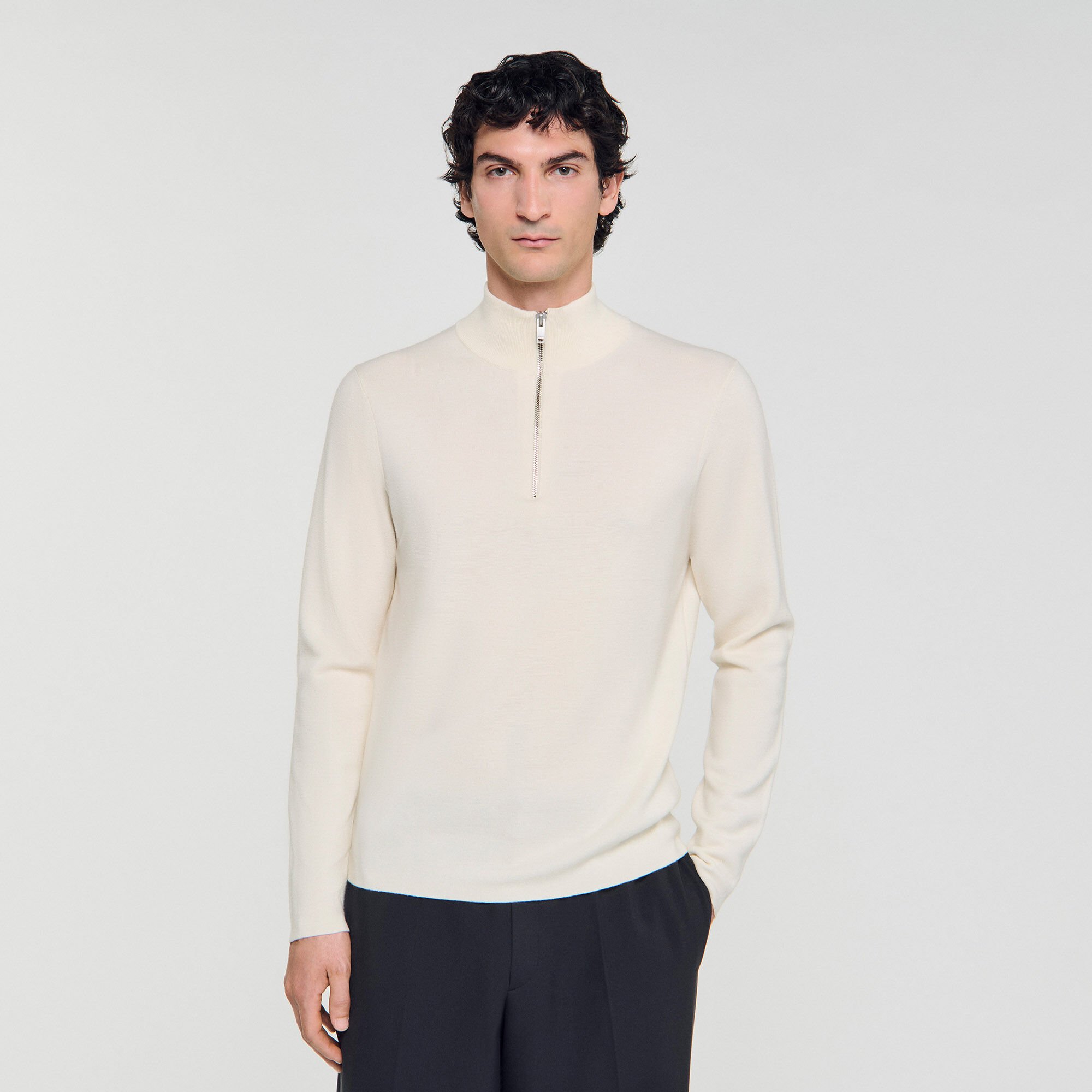 Wool sweater with zipped collar