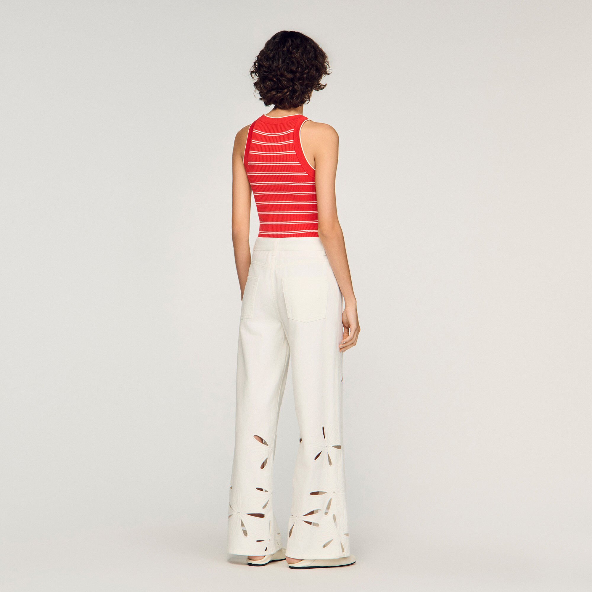 Wide-leg embroidered jeans