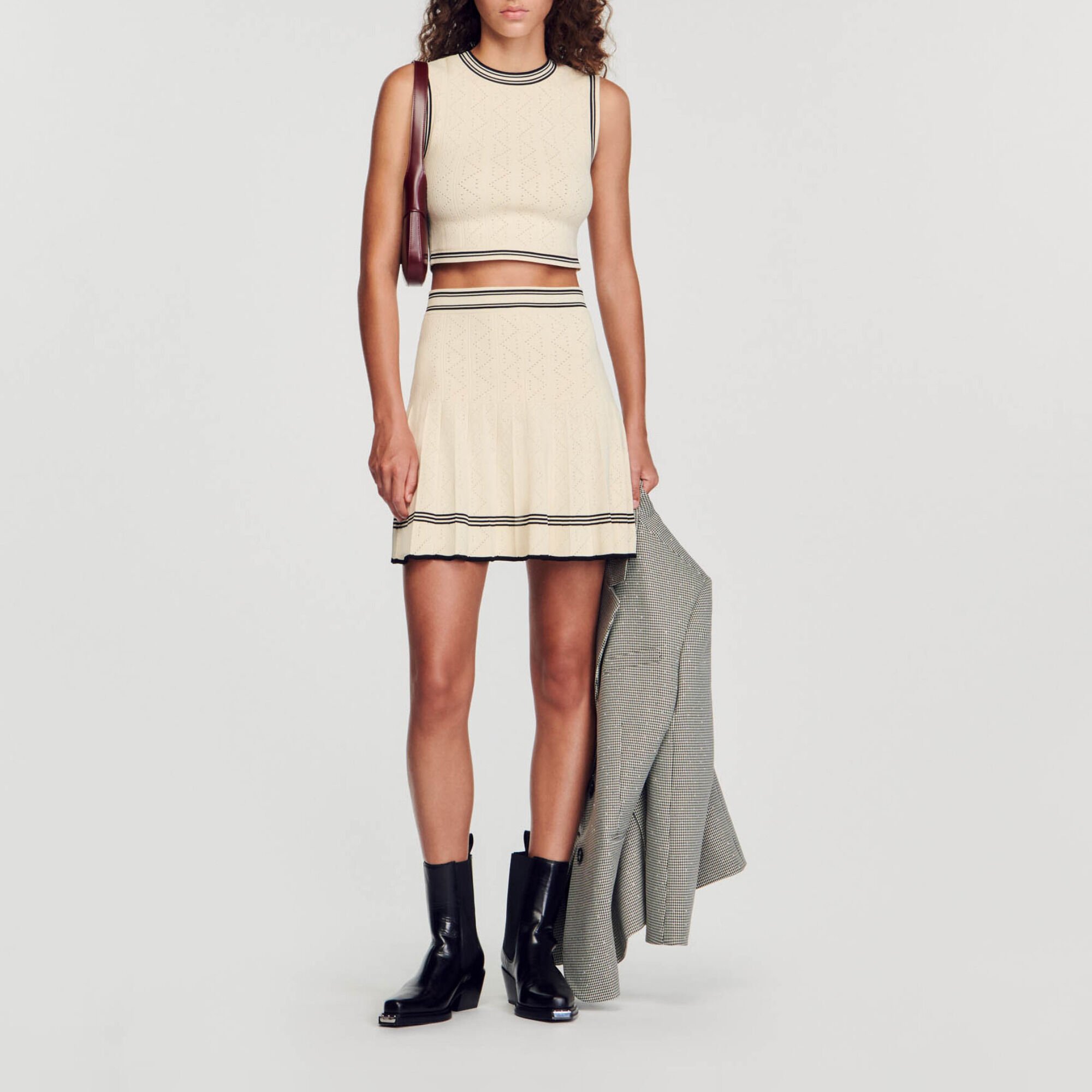Cropped sleeveless sweater
