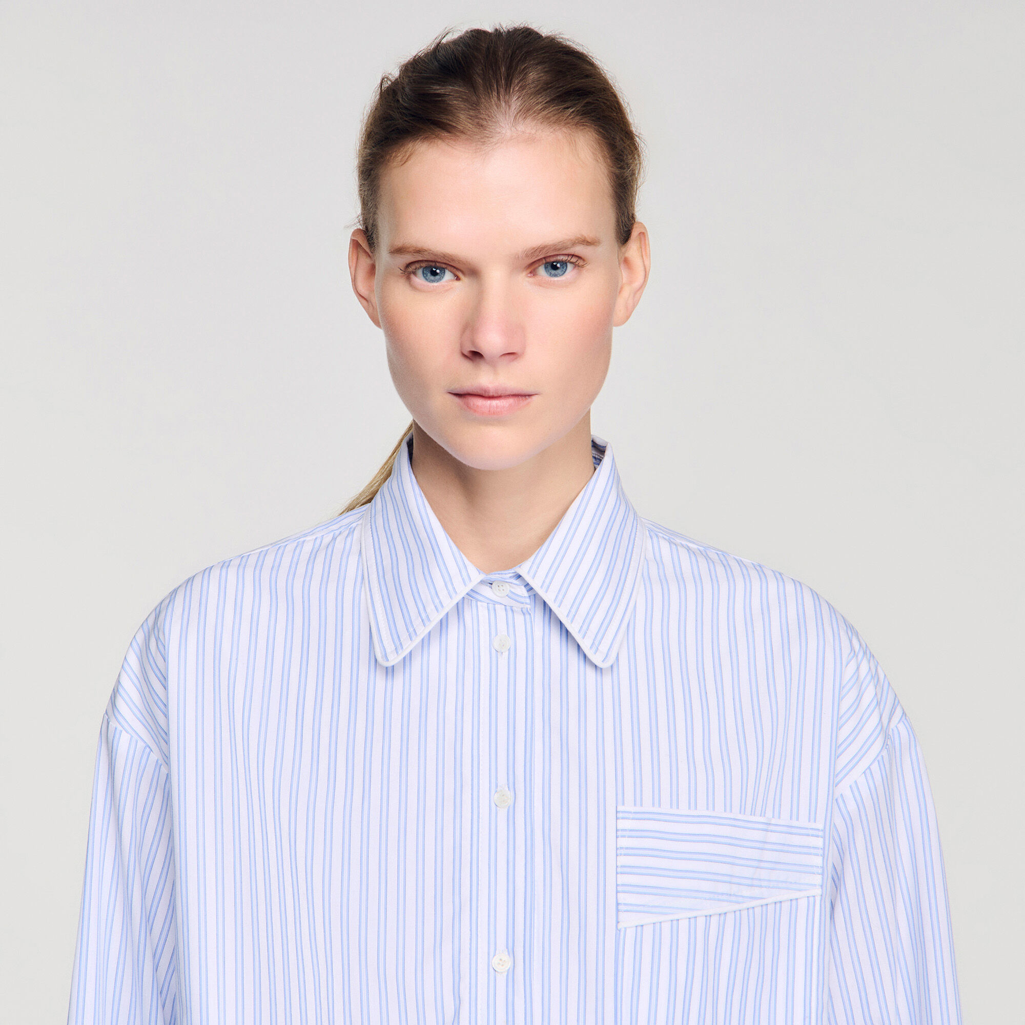 Cropped striped shirt in Blu / White for Women | Sandro Paris