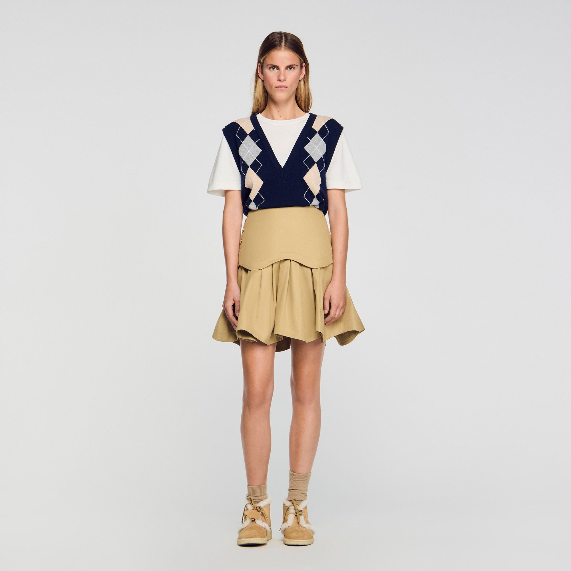 Flared pleated skirt