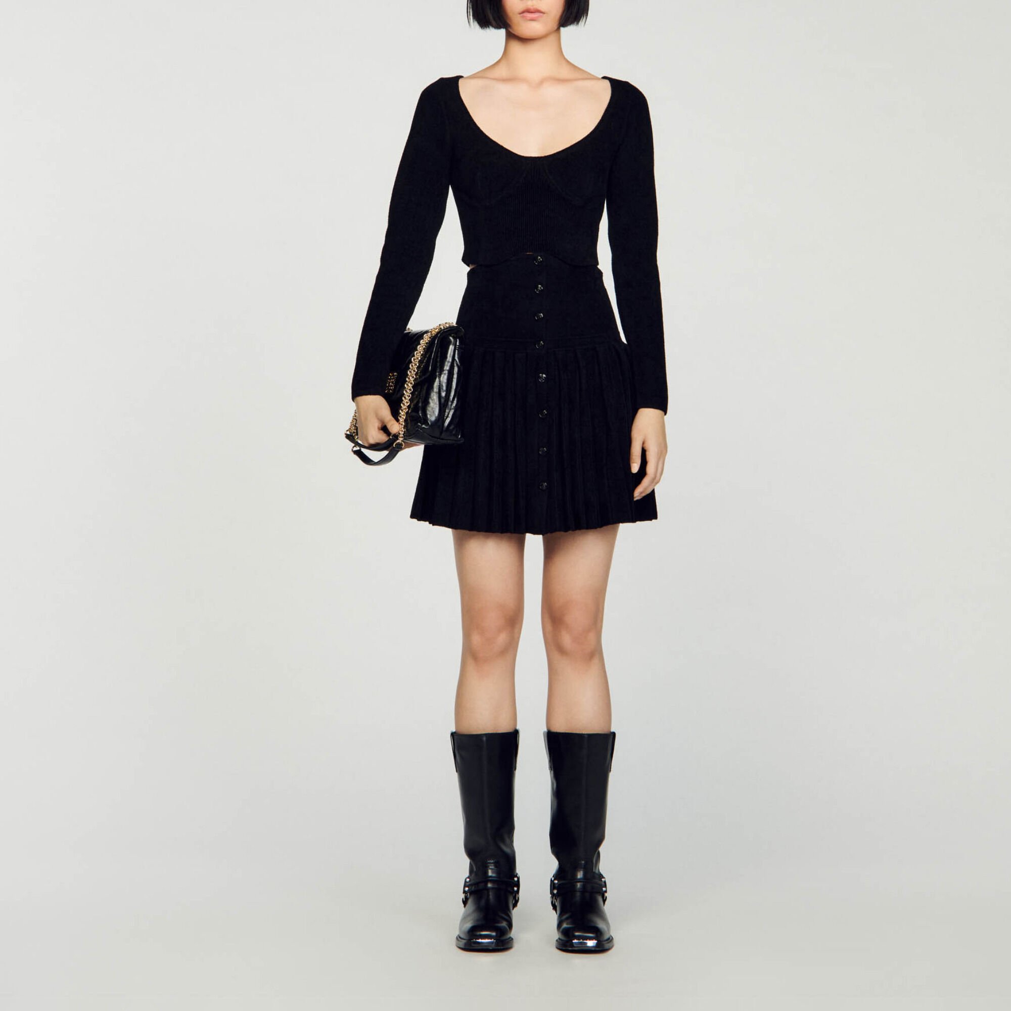 Short velvet knit sweater