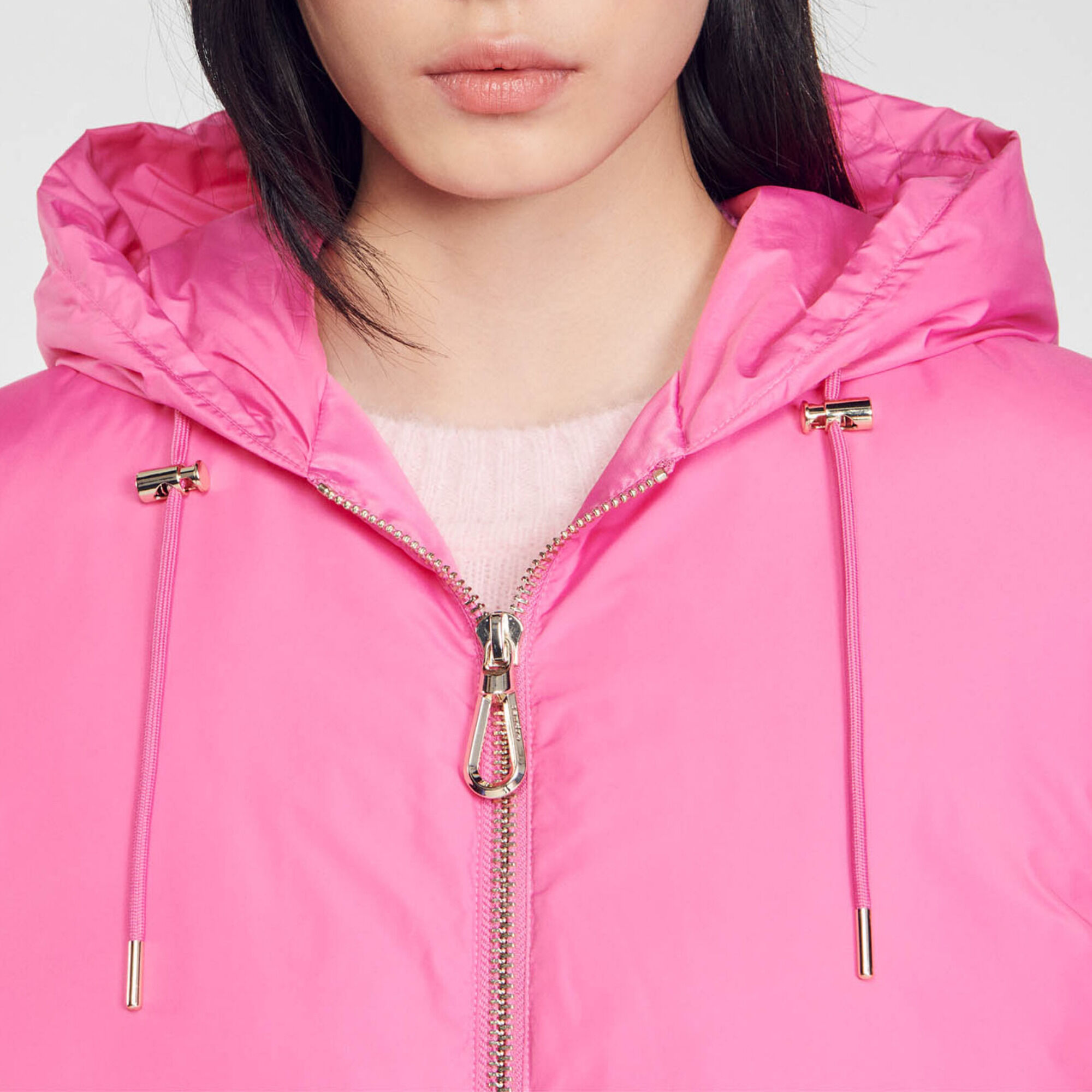 Sleeveless puffer jacket