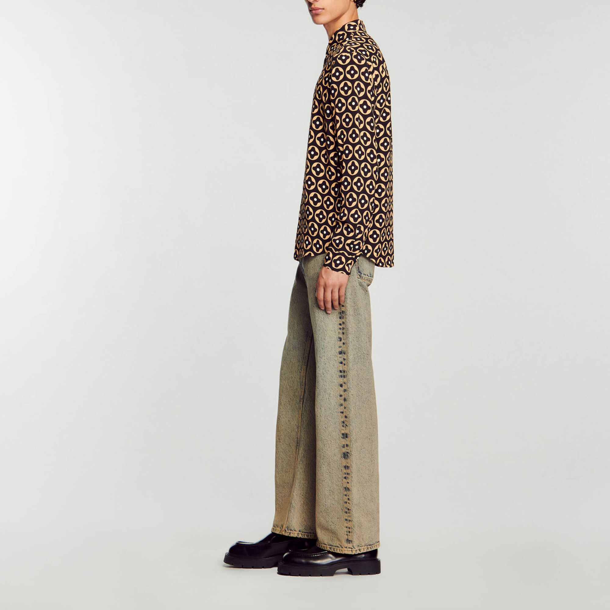 Loose printed shirt