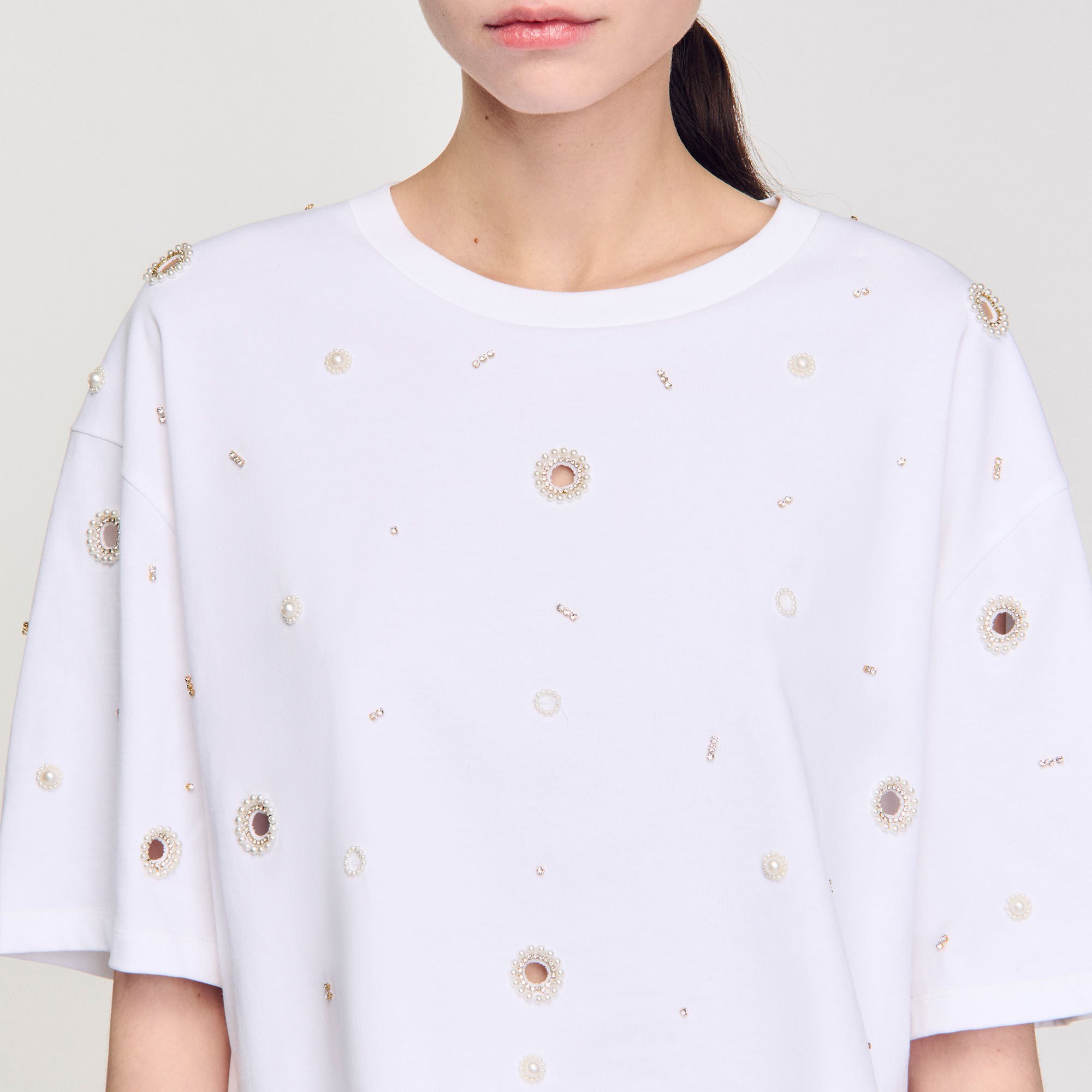 Cropped pearl bead T-shirt