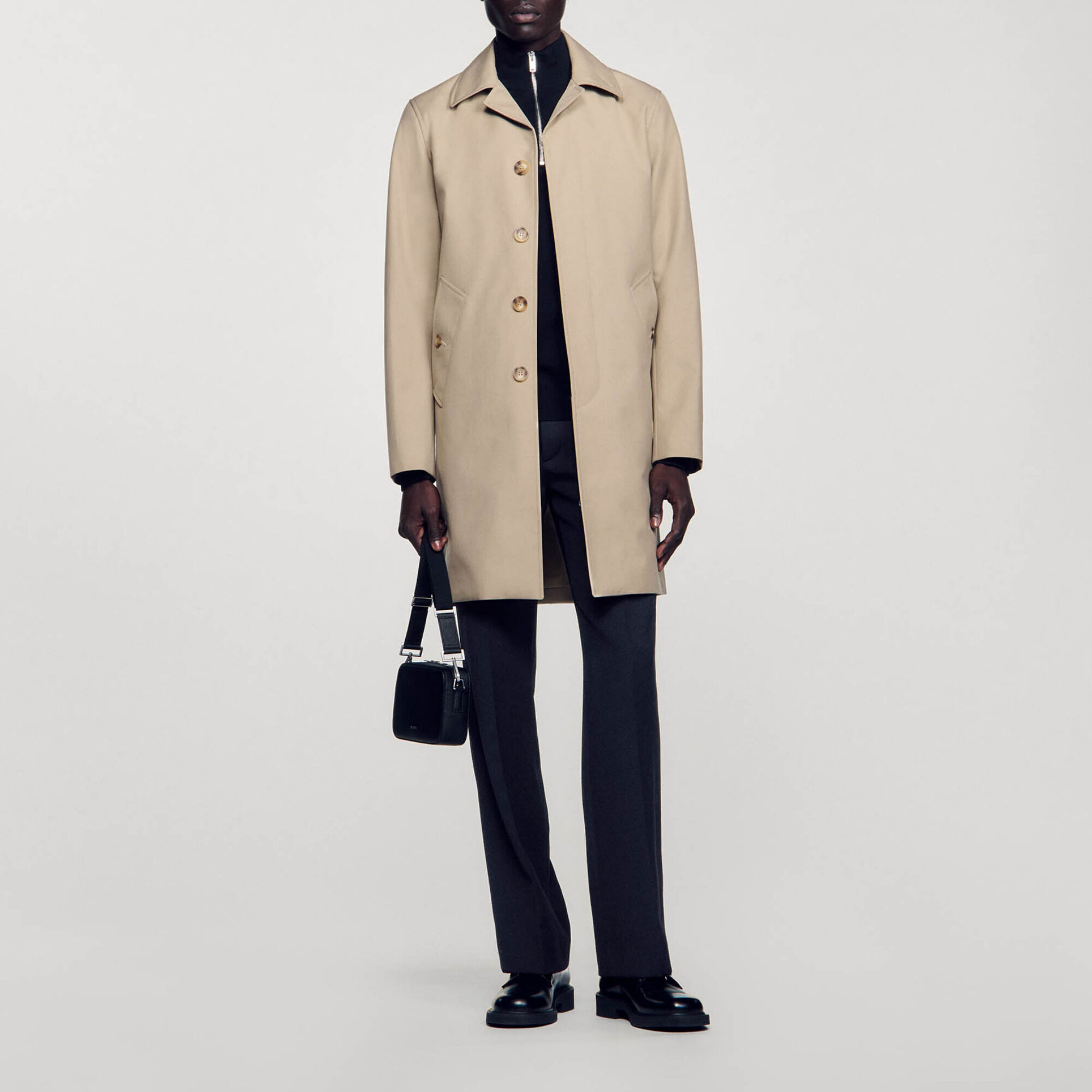 Straight-cut waterproof jacket