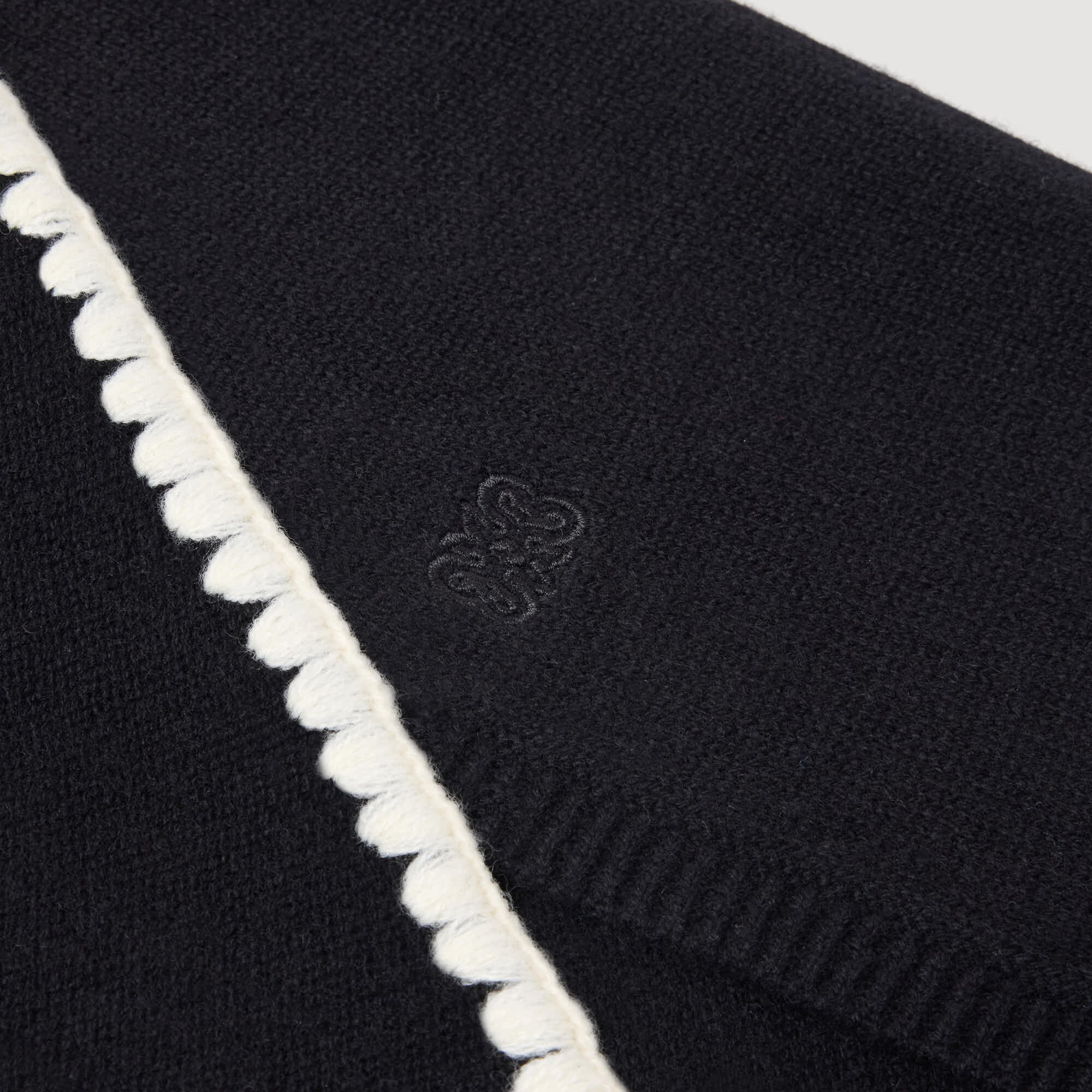Ribbed wool scarf