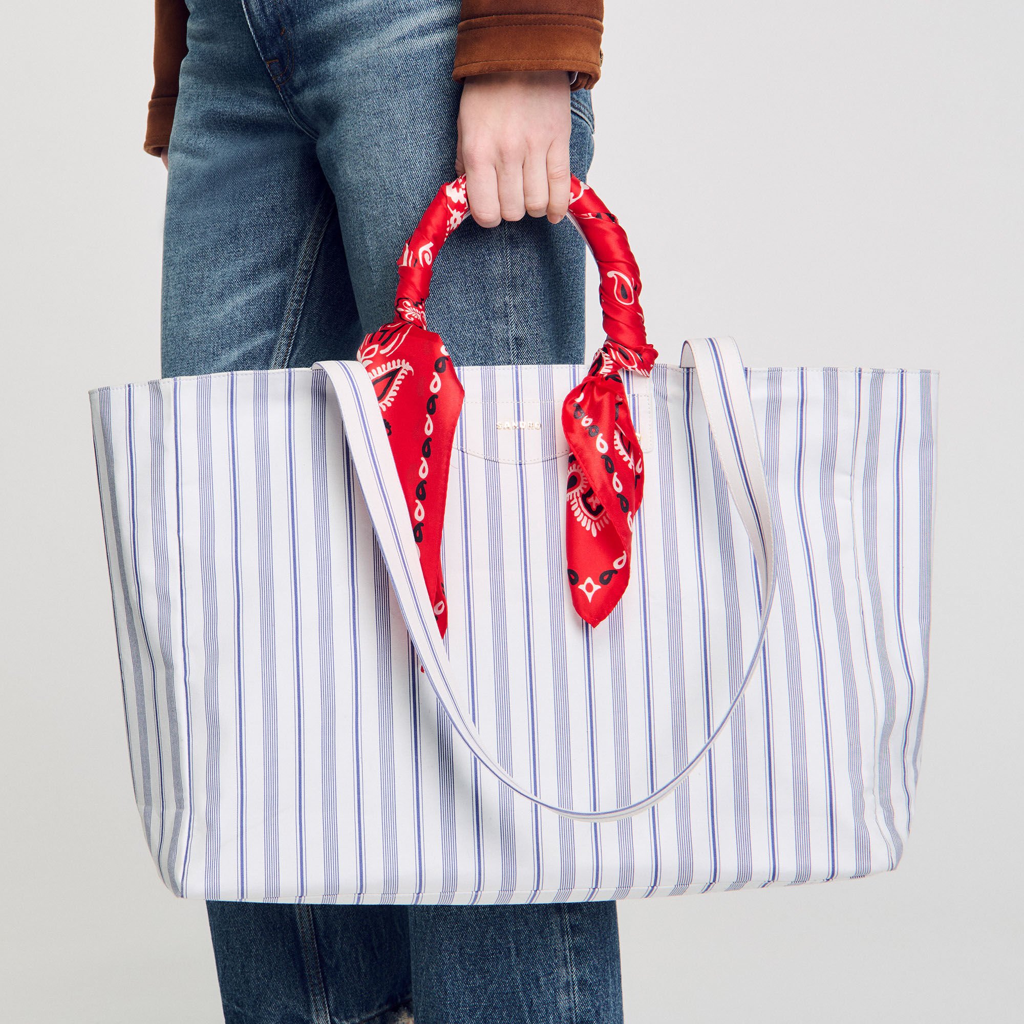 Silk bandana print scarf