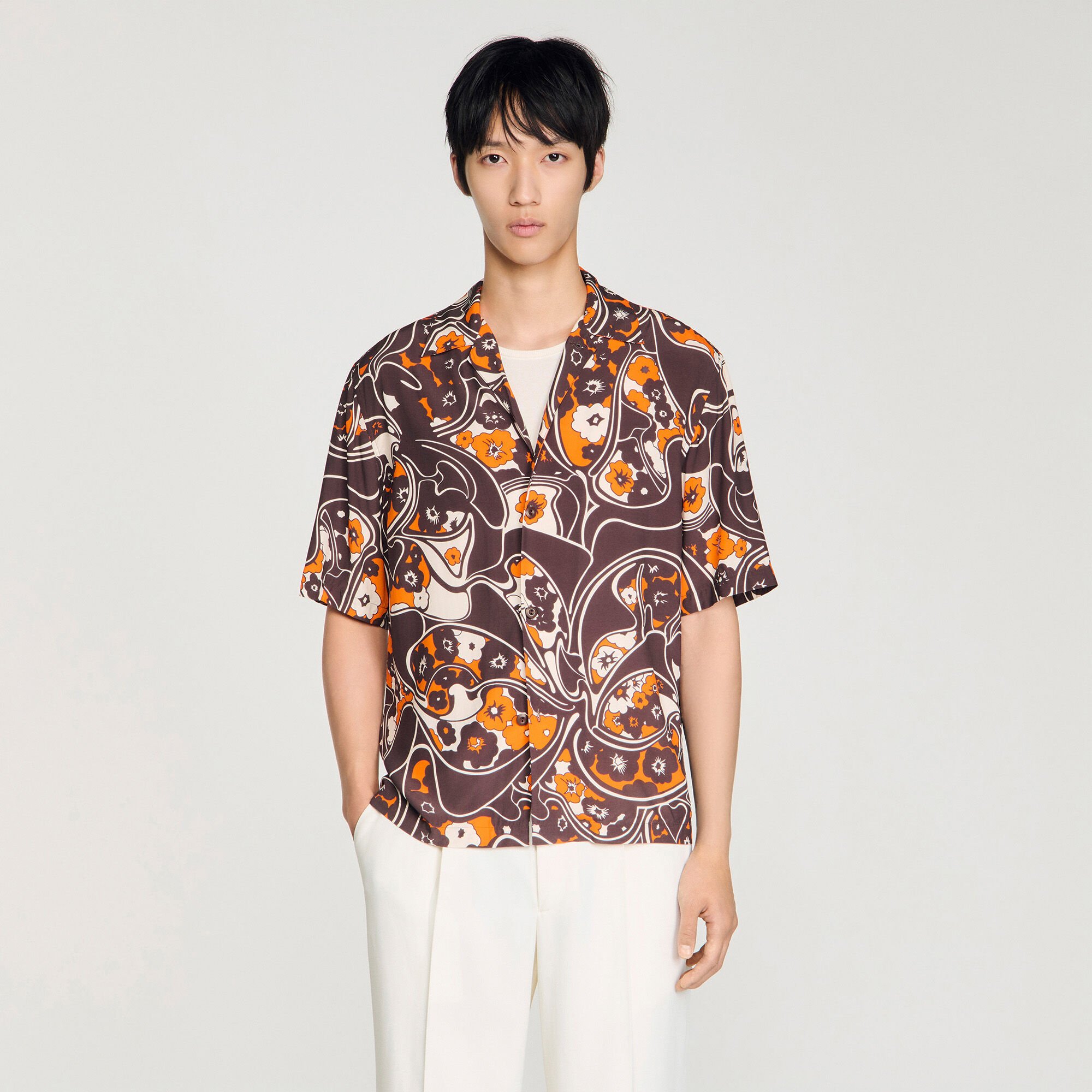 Loose-fit print shark collar shirt