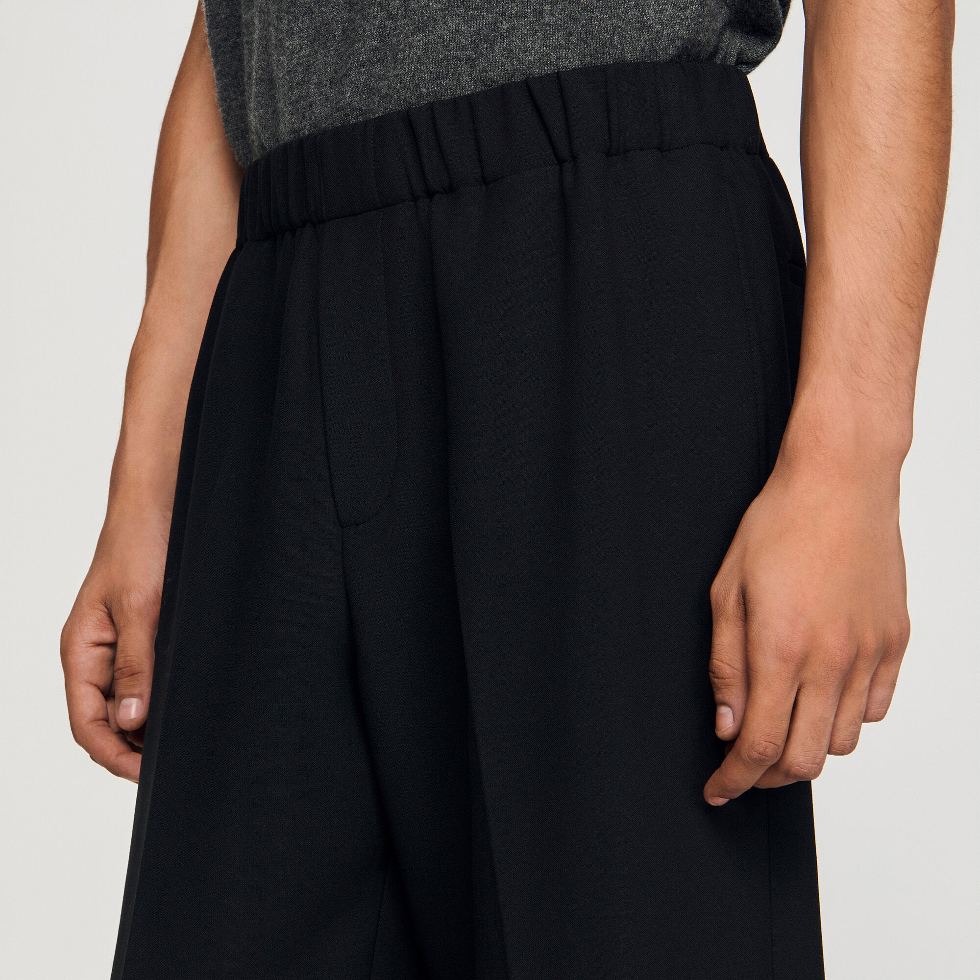 Wide-leg trousers in Black for Men | Sandro Paris