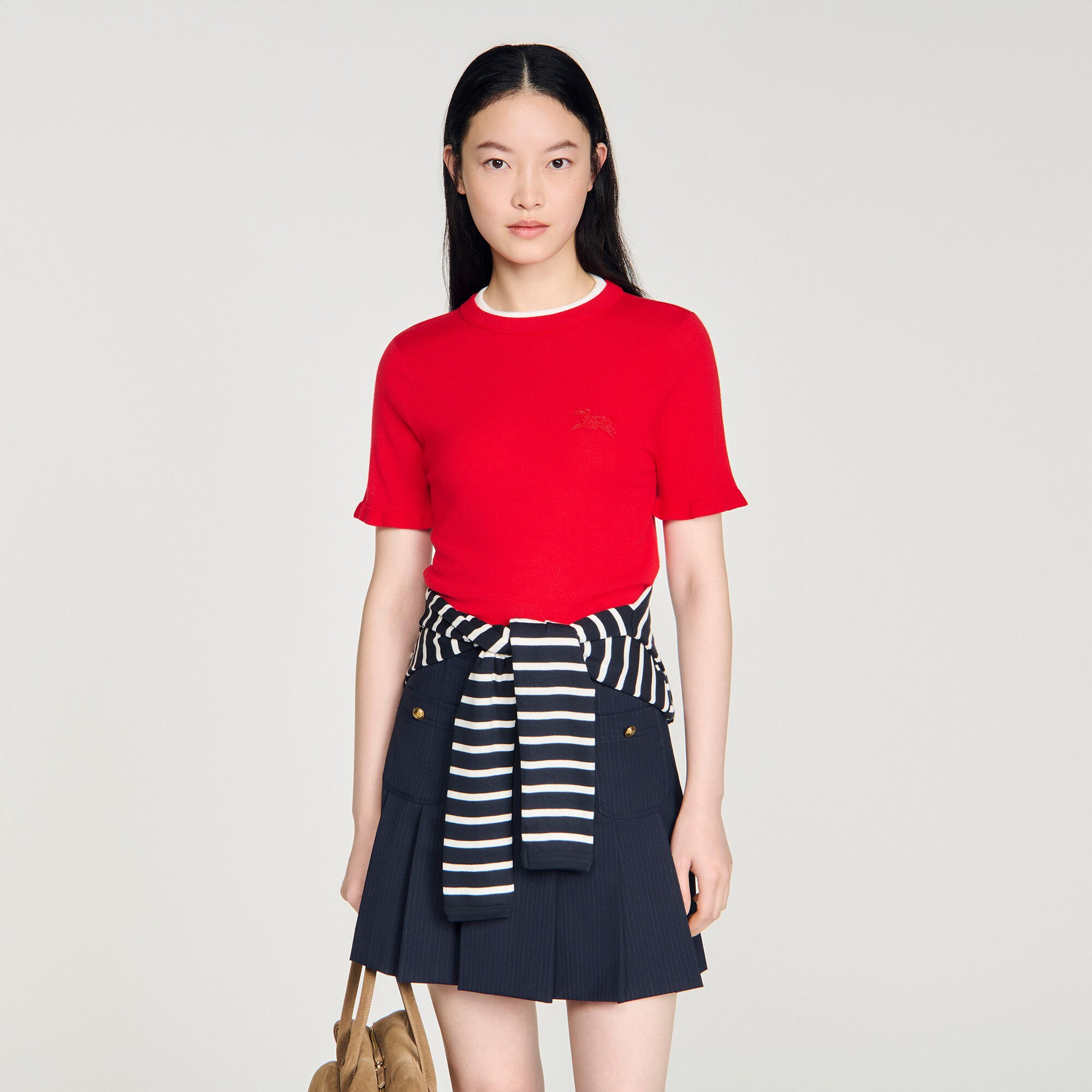 Contrast collar wool jumper