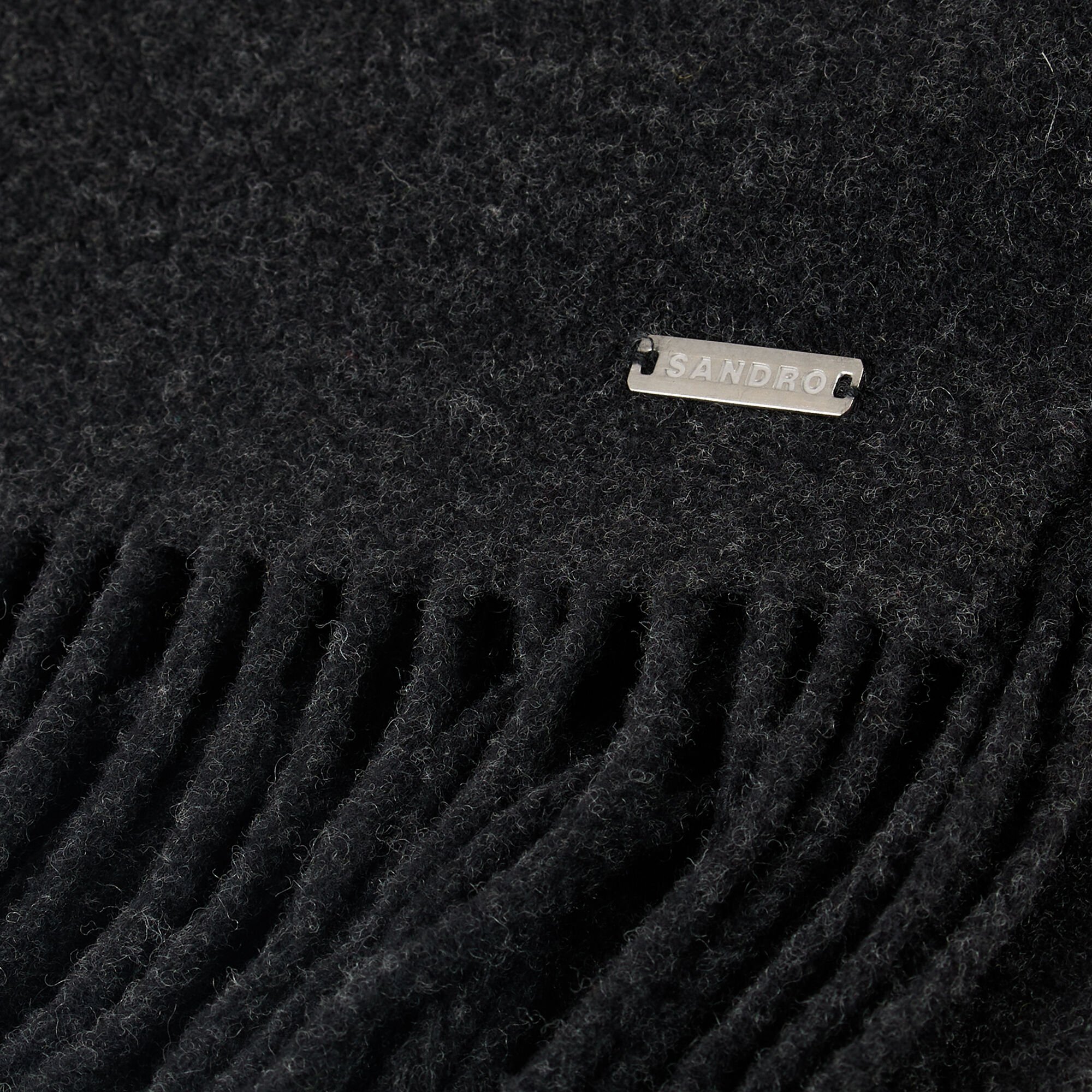 Fringed wool scarf