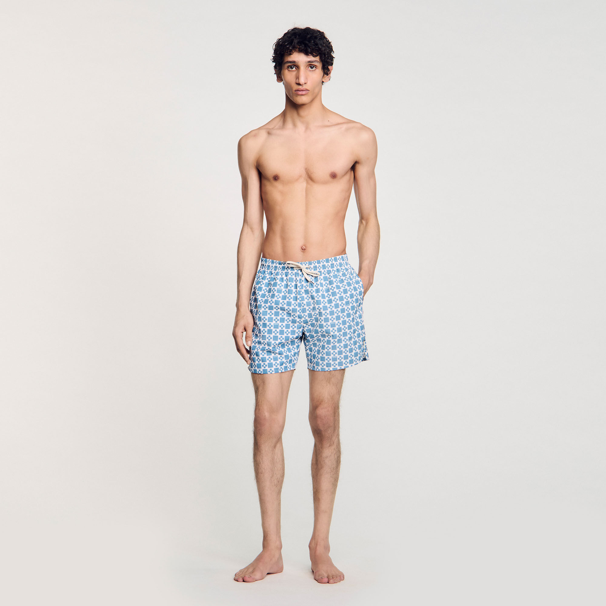 完璧すぎるが故三度も shorts swim Cross Square blue Paris Sandro | Men for 水着・ラッシュガード