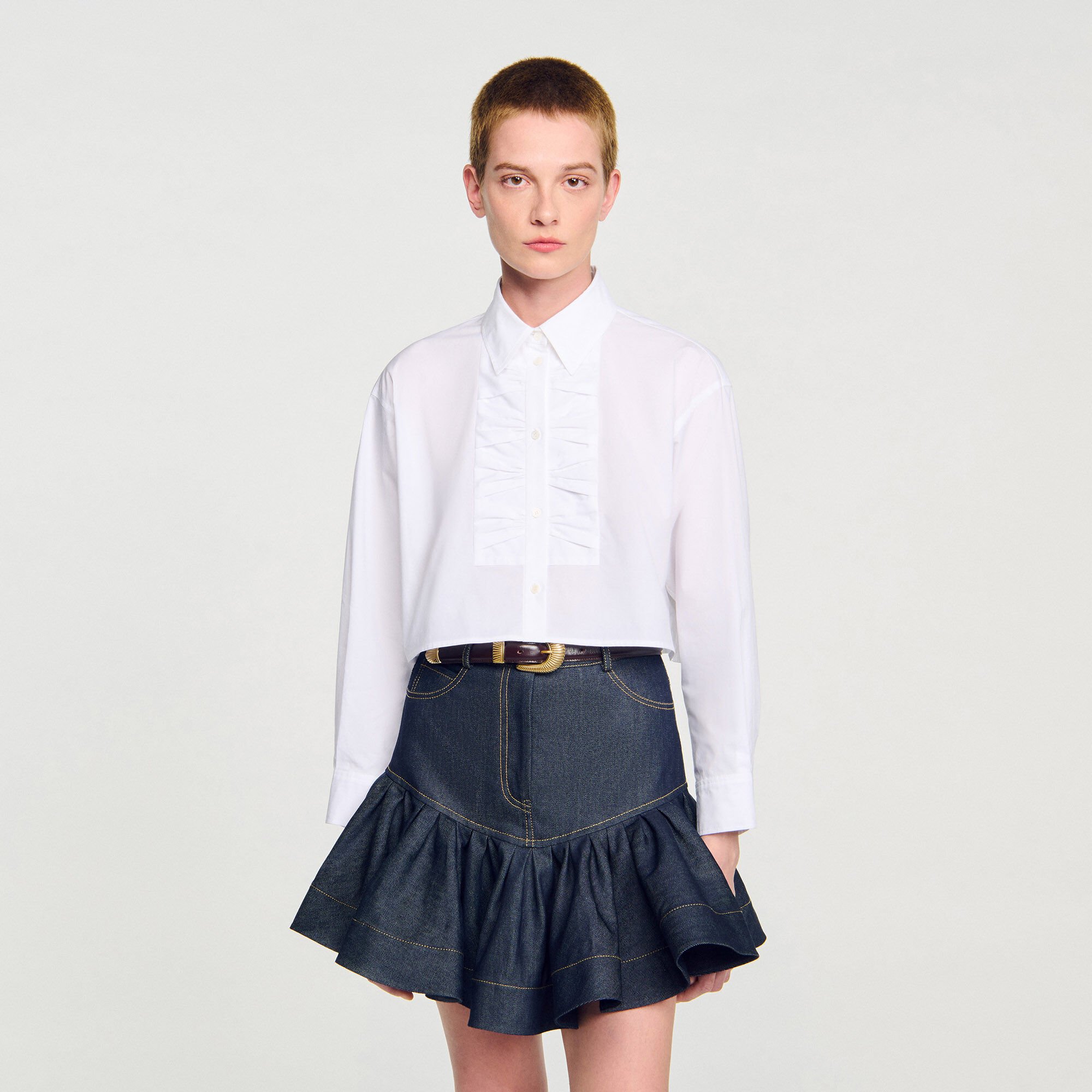 Cropped shirt with bow detail