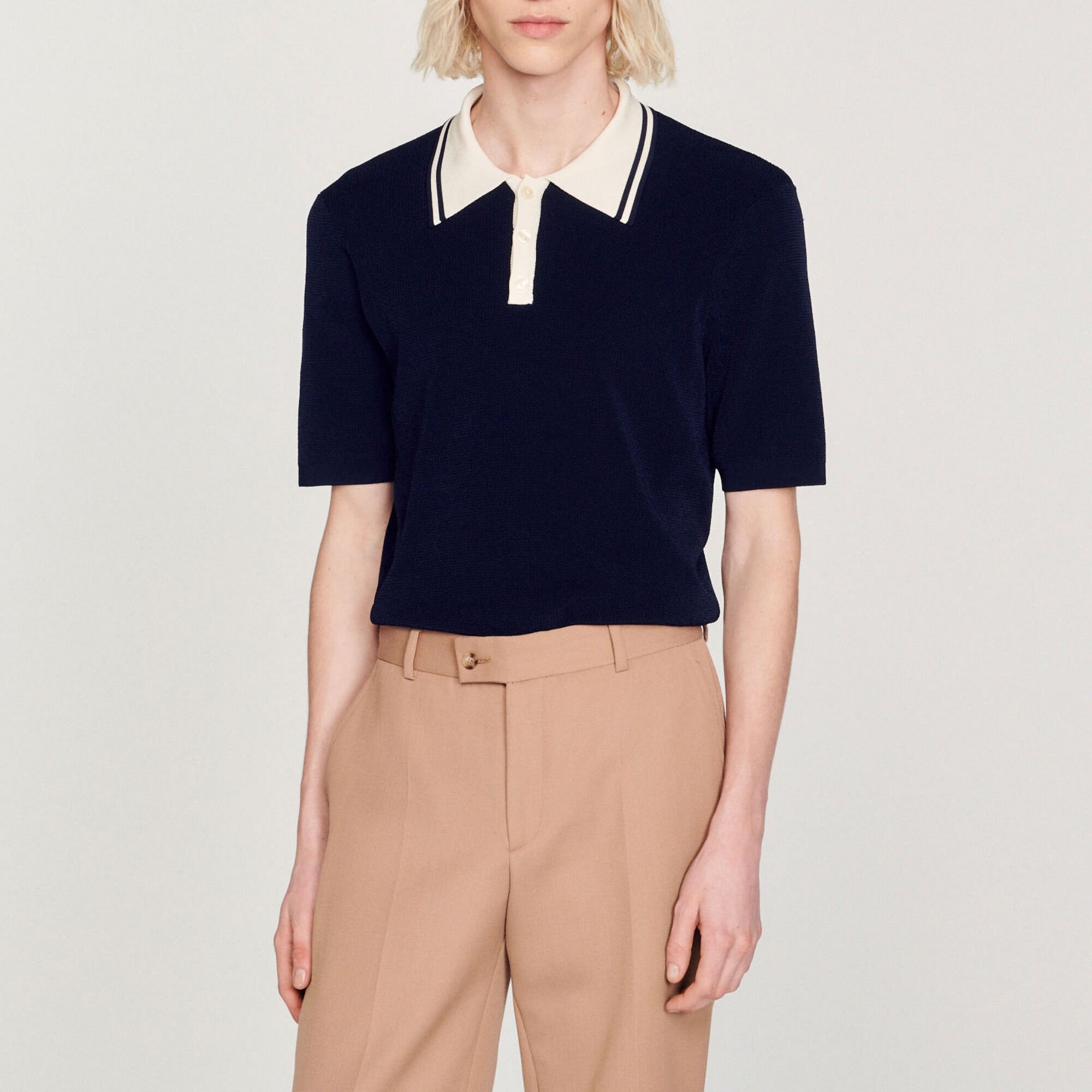 Contrasting collar polo shirt