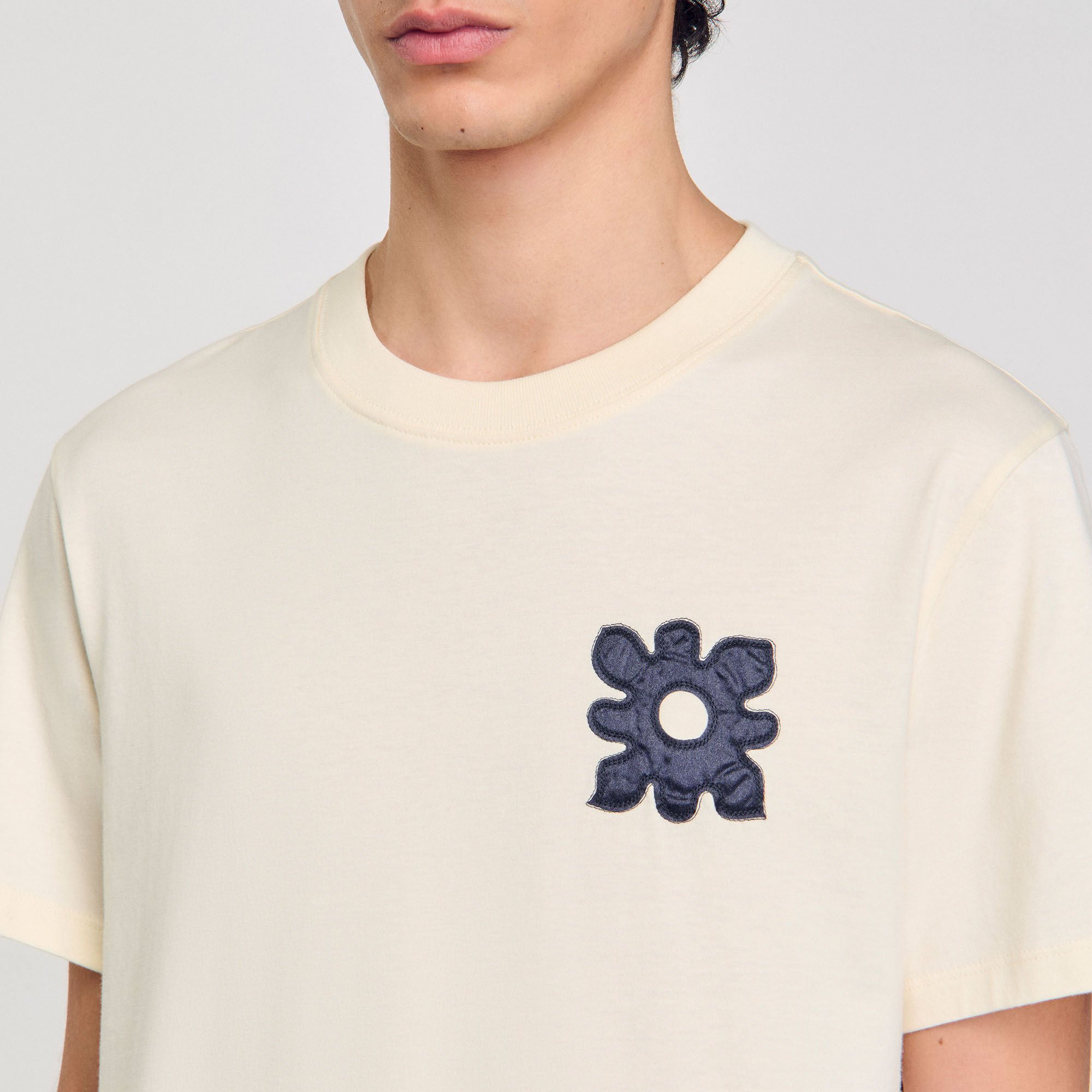 T-shirt with flower detail