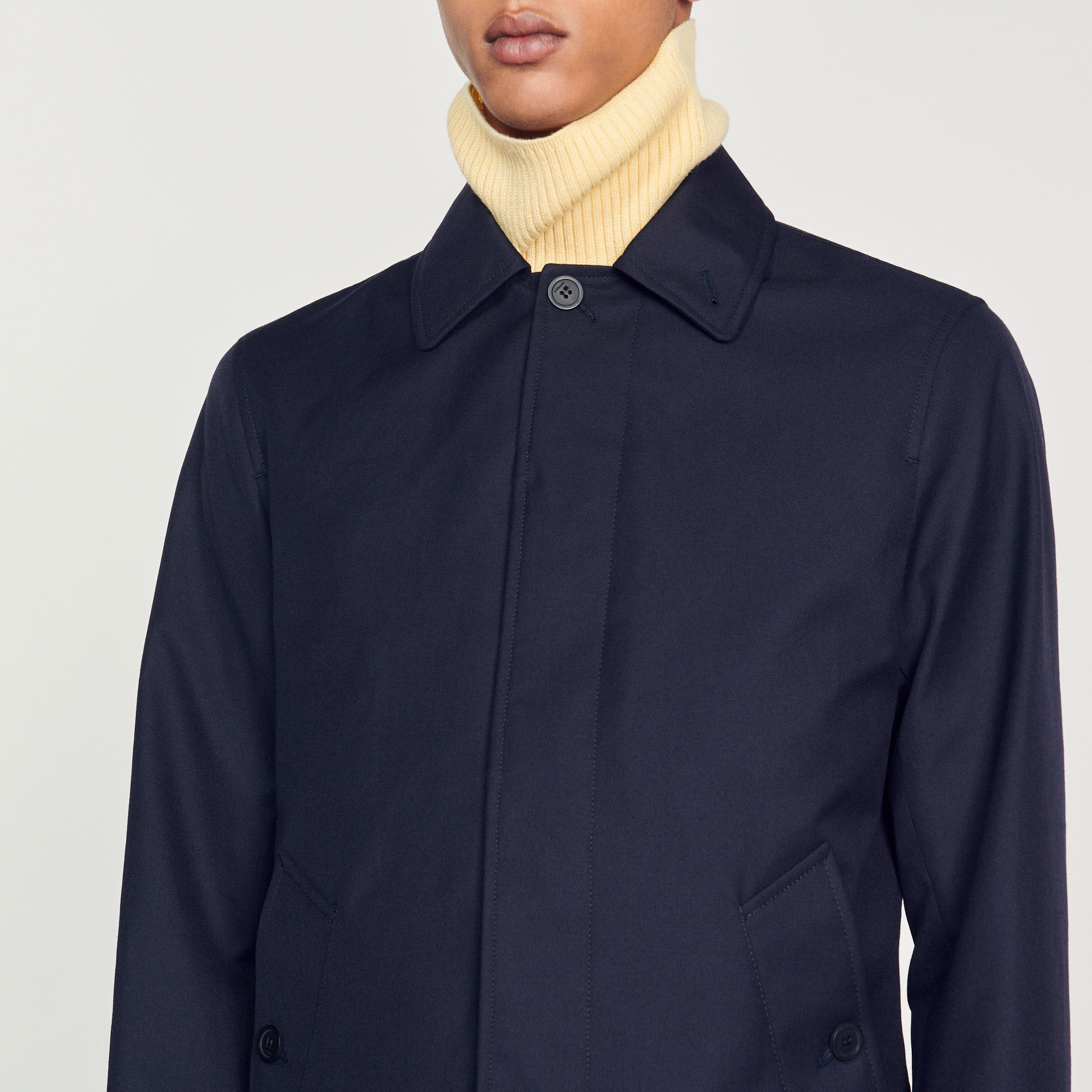 Straight-cut waterproof jacket