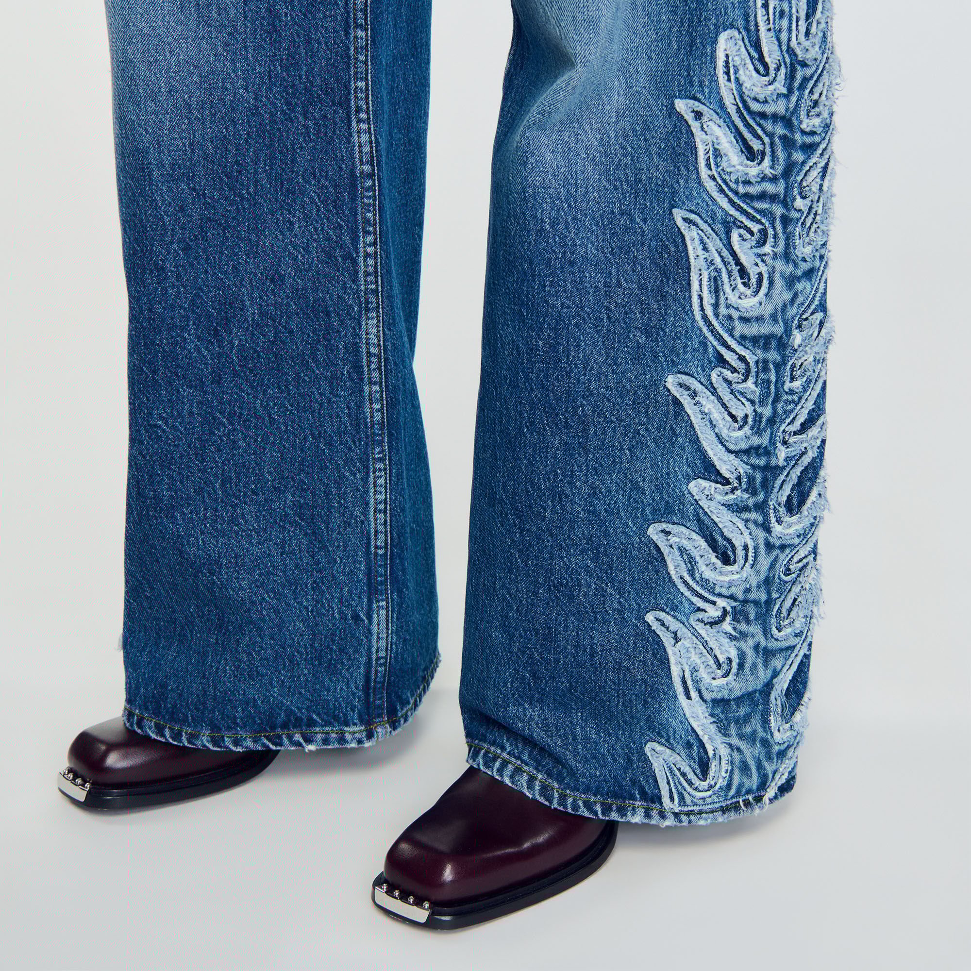 Flared flame jeans