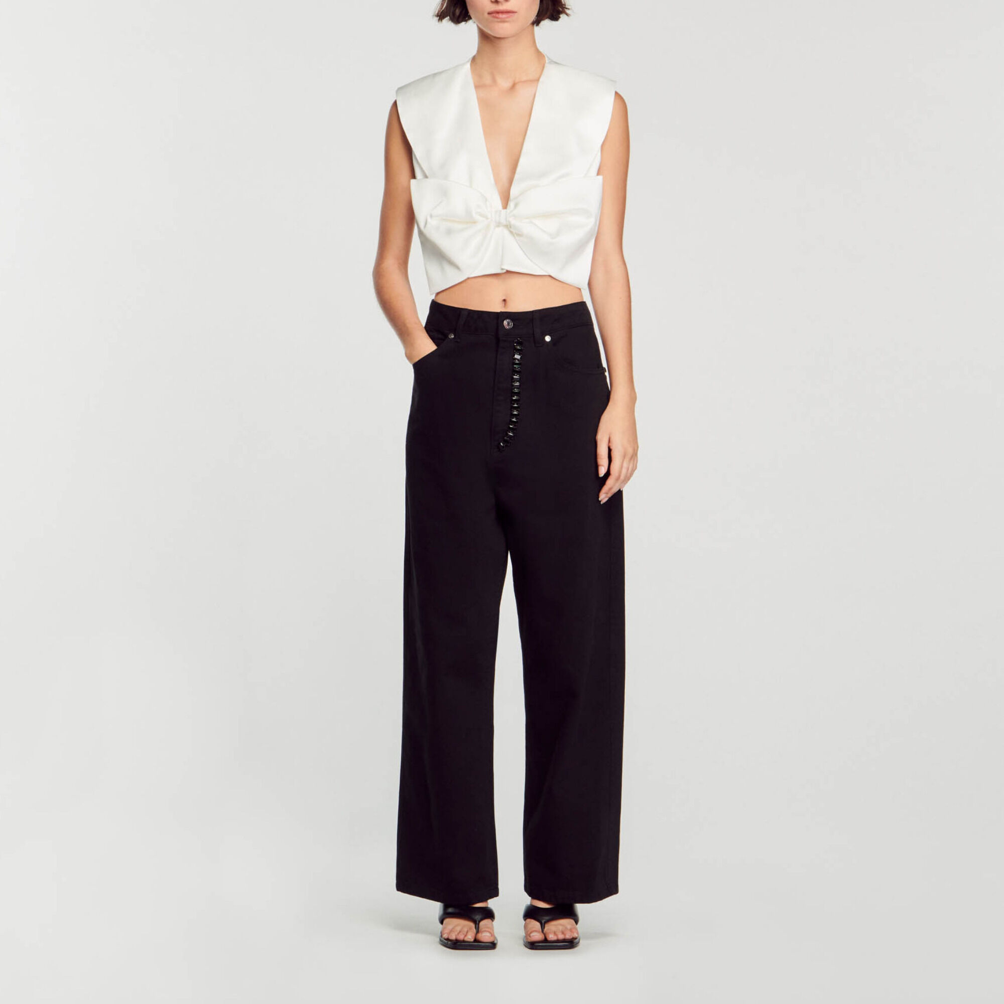 Wide-leg jeans