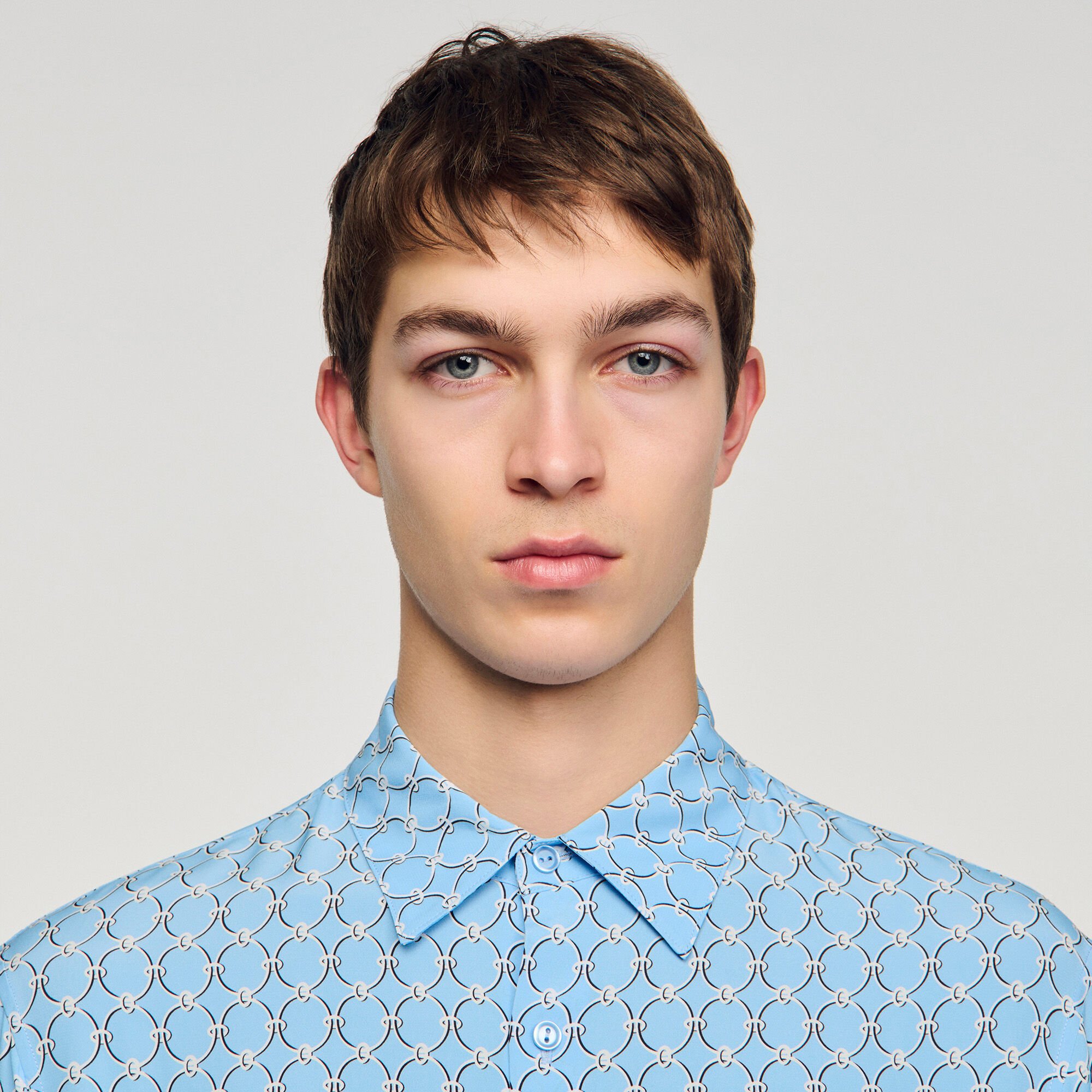 Link print loose-fit shirt