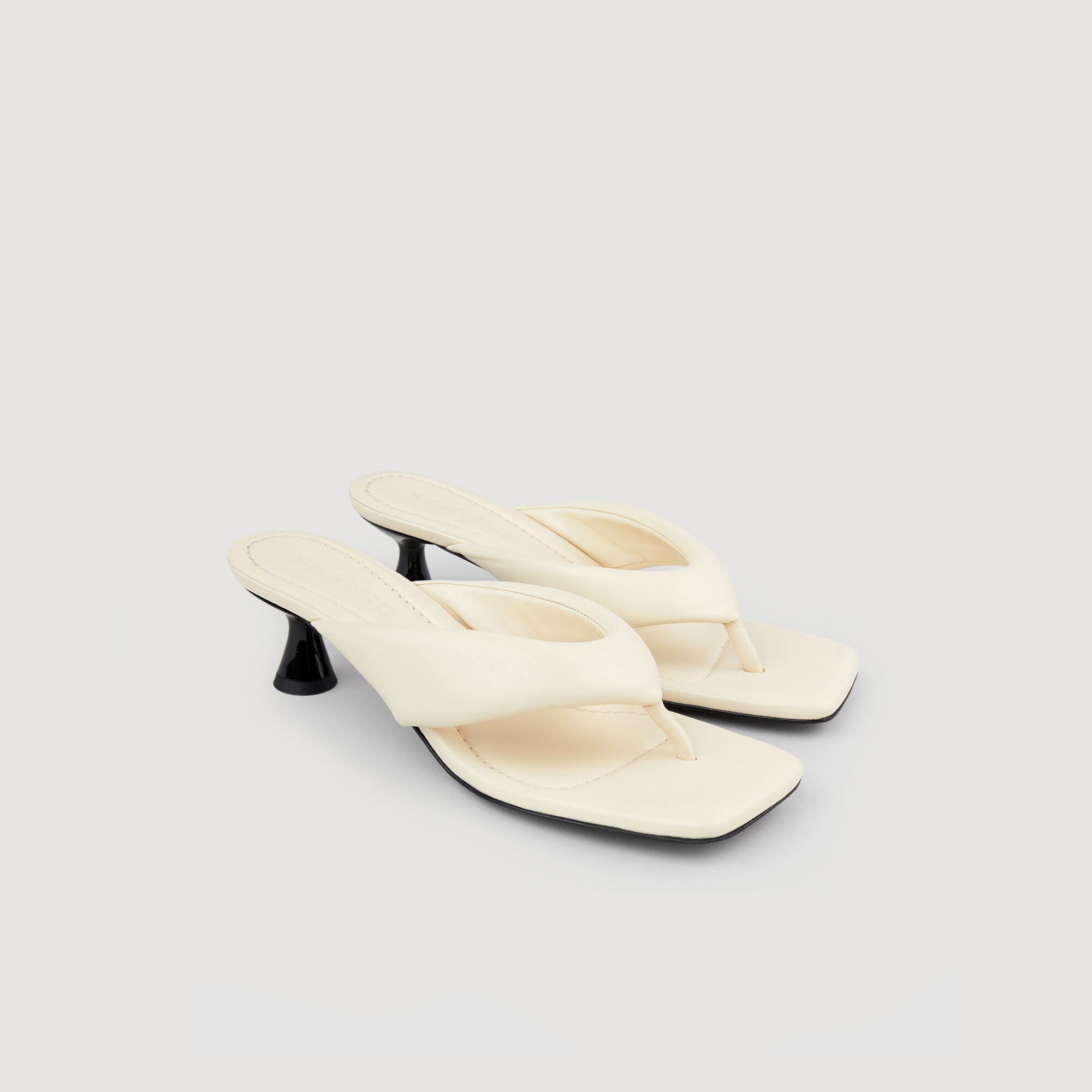 Toe-post mules