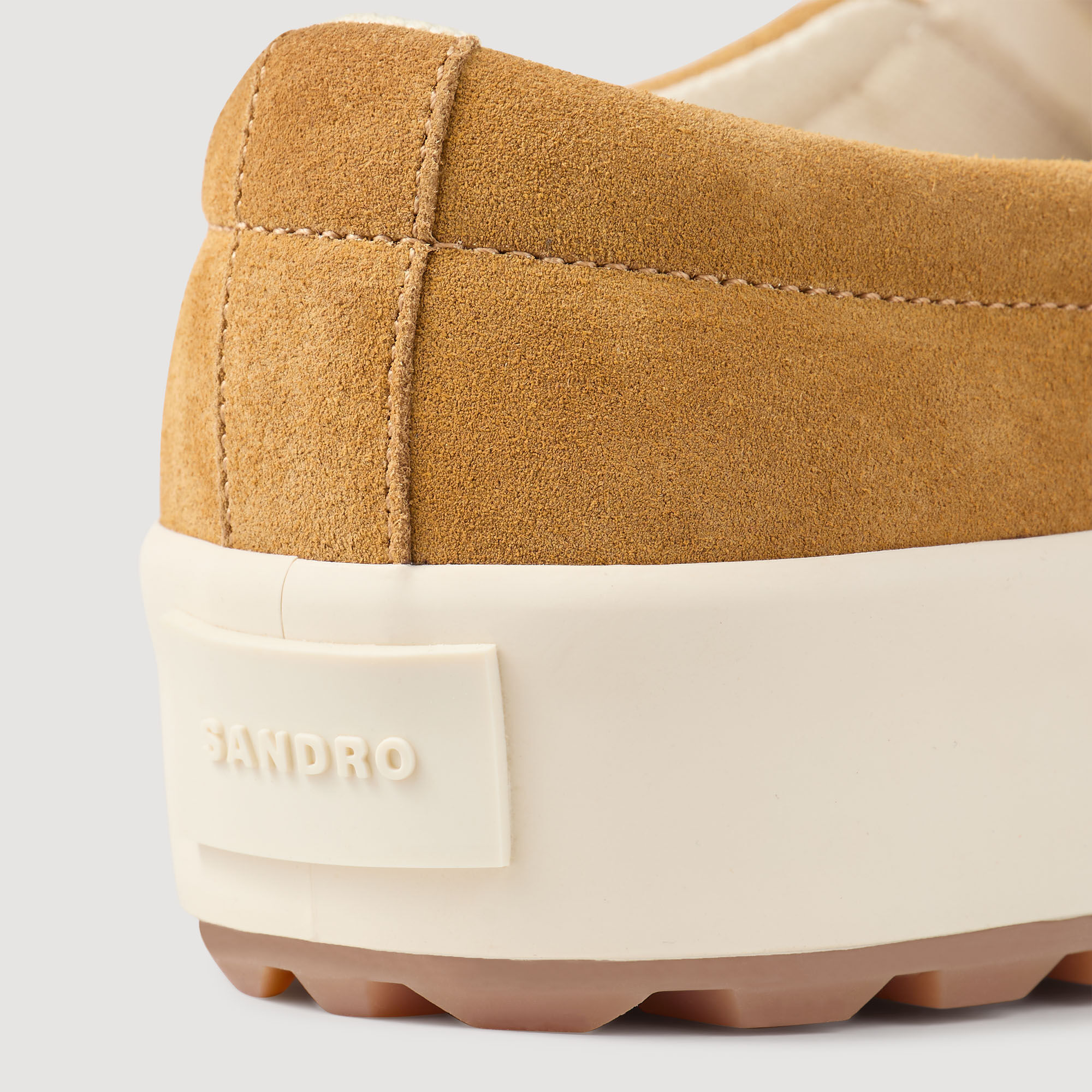フランス発 Sandro 都会的な抜け感 スプリットレザー スリッポン Split leather slip-ons white / beige for Men | Sandro Paris