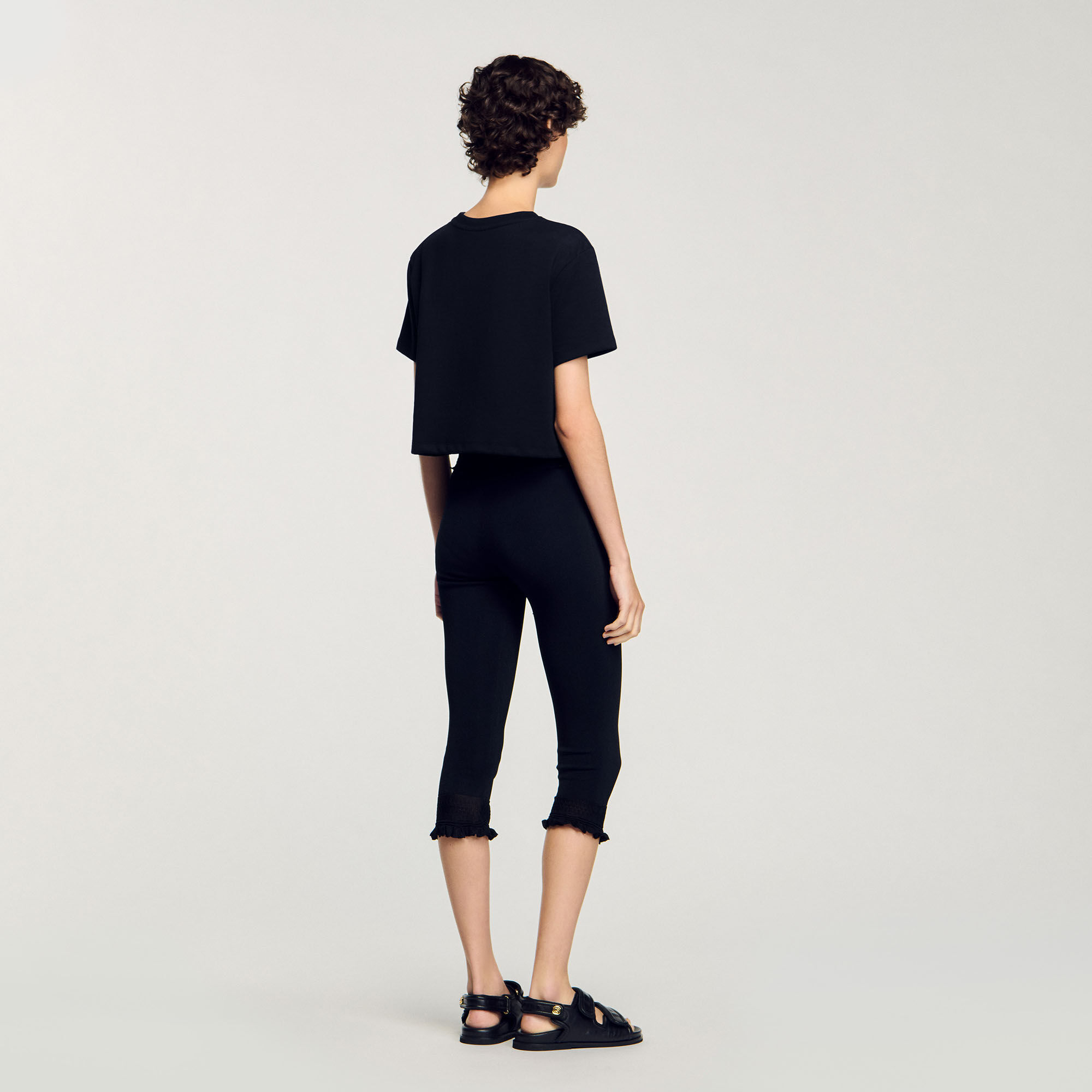 【SANDRO】 Floral Embroidery Tee Floral embroidery T-shirt black / gray For Women | Sandro Paris