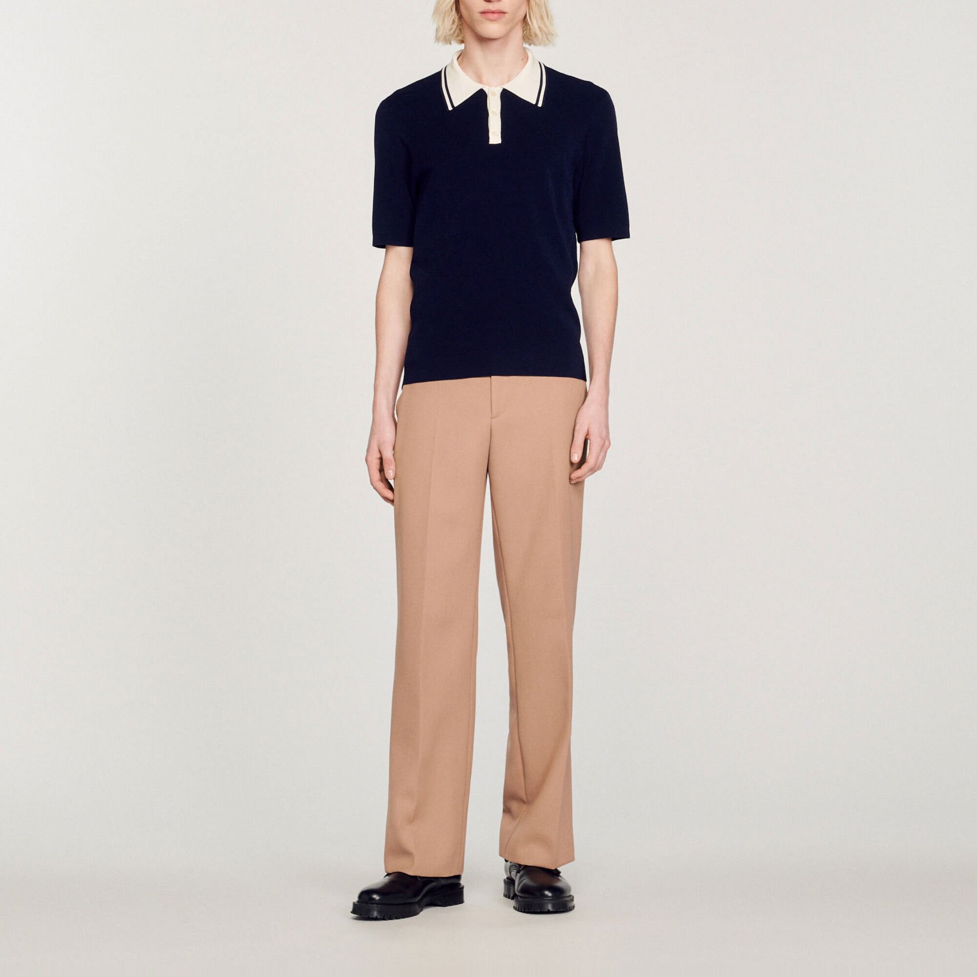 Contrasting collar polo shirt