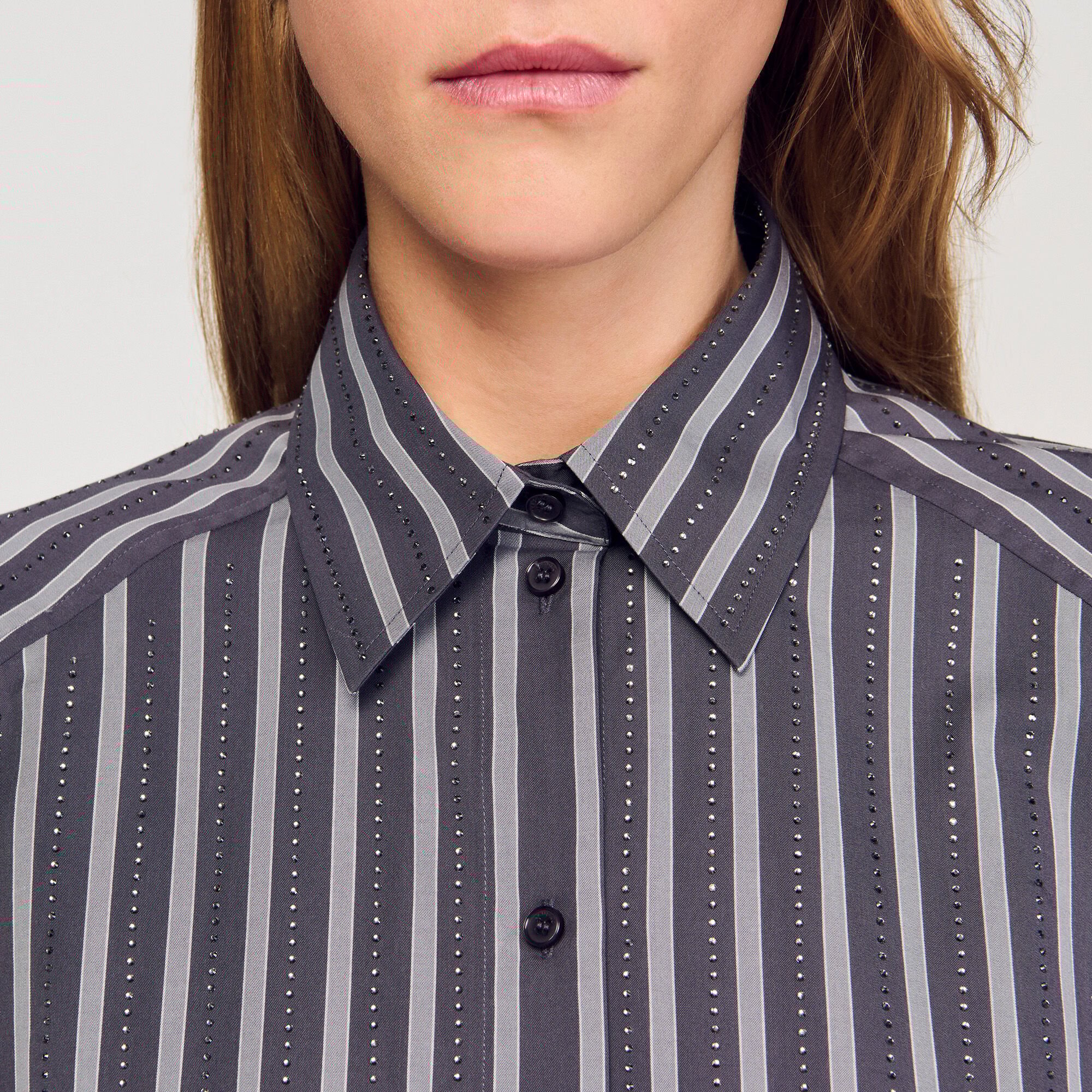 Oversized striped rhinestone