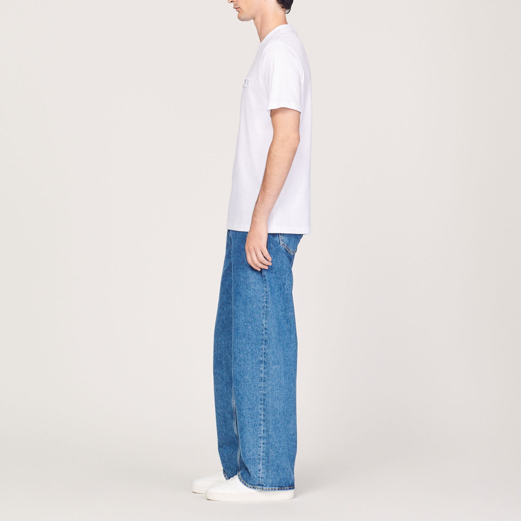 Organic cotton T-shirt with embroidery