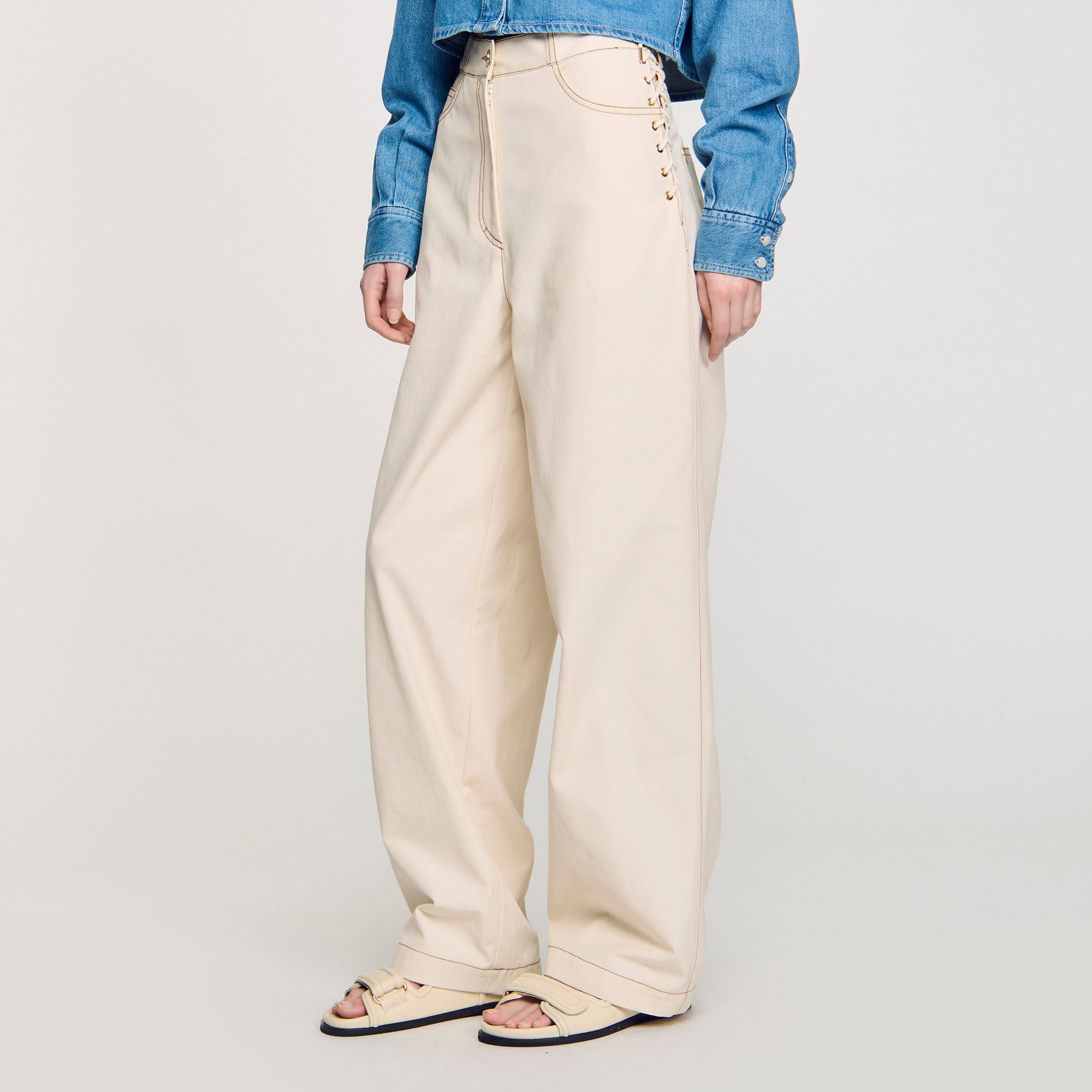 Lace-up jeans