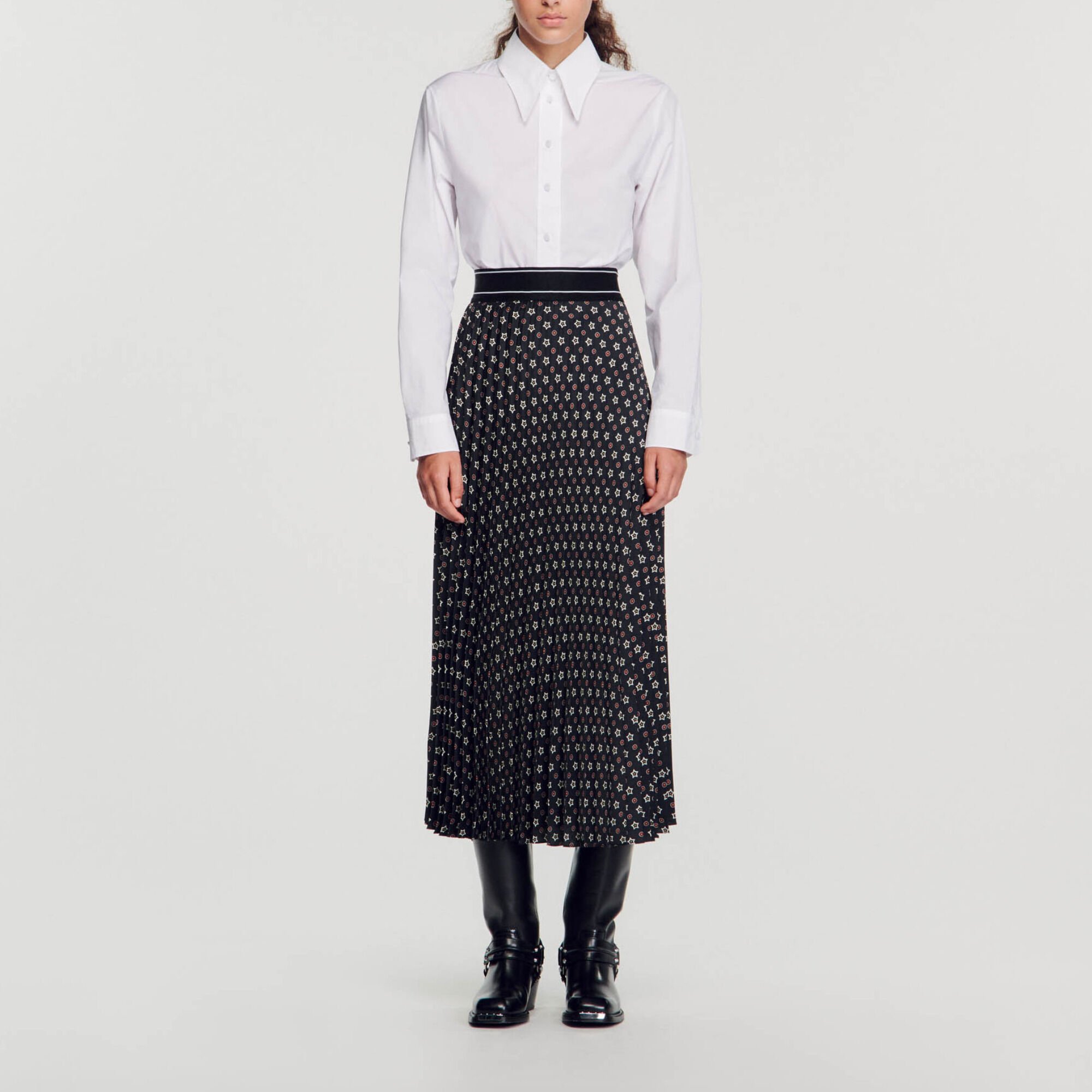 Long pleated skirt
