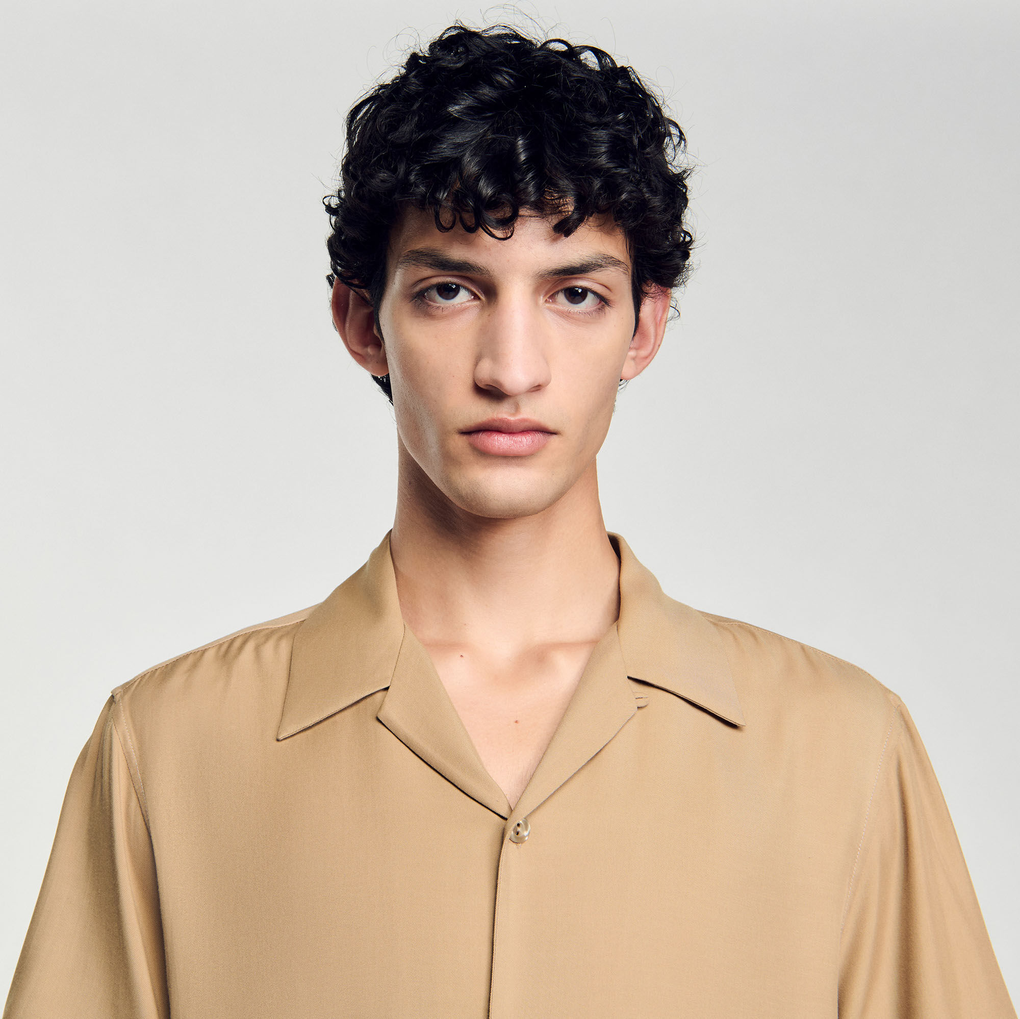 Sandro メンズ　シャツ Short-sleeved shirt blue for Men | Sandro Paris