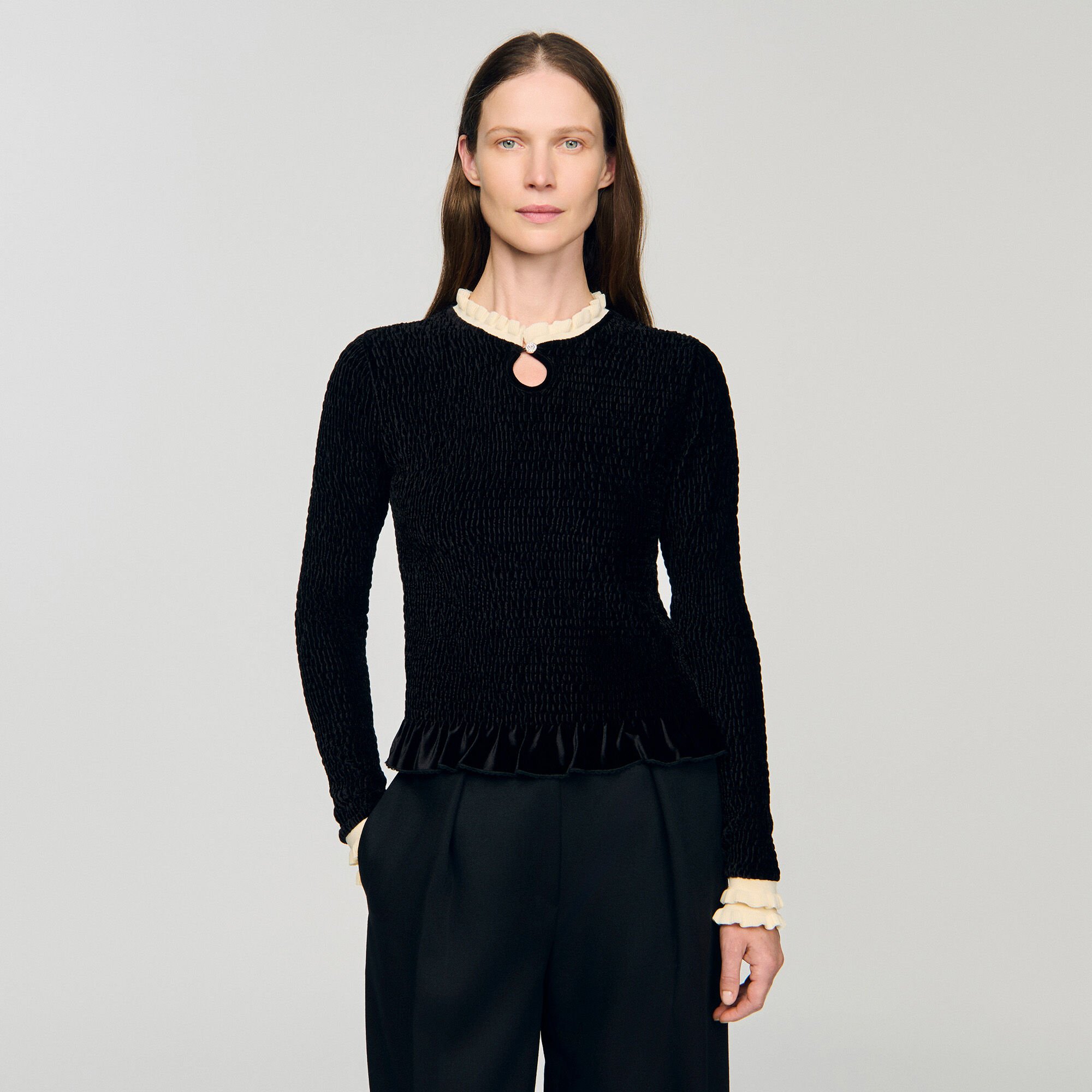 Smocked long-sleeved shirt