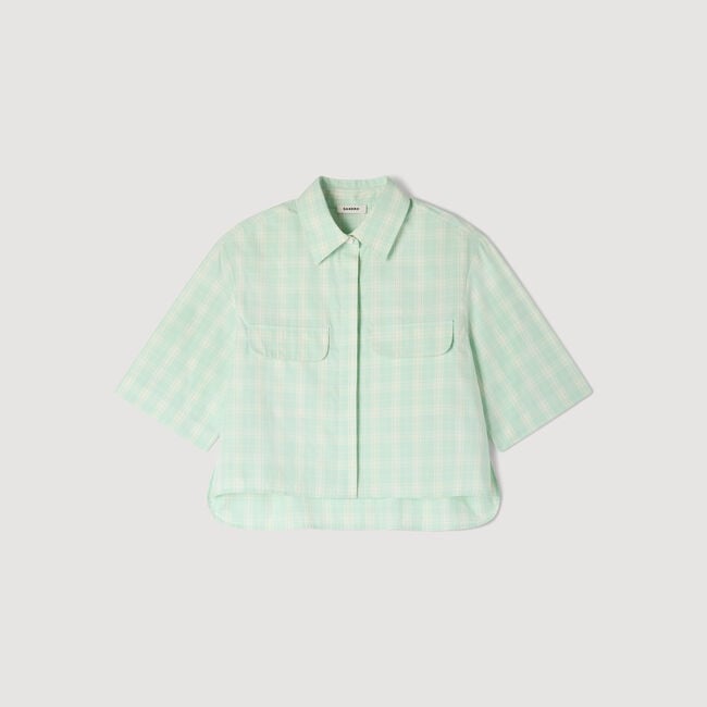 Short checked shirt