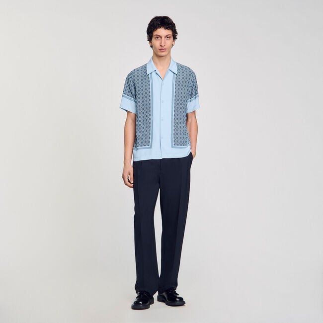 Short-sleeved patterned shirt