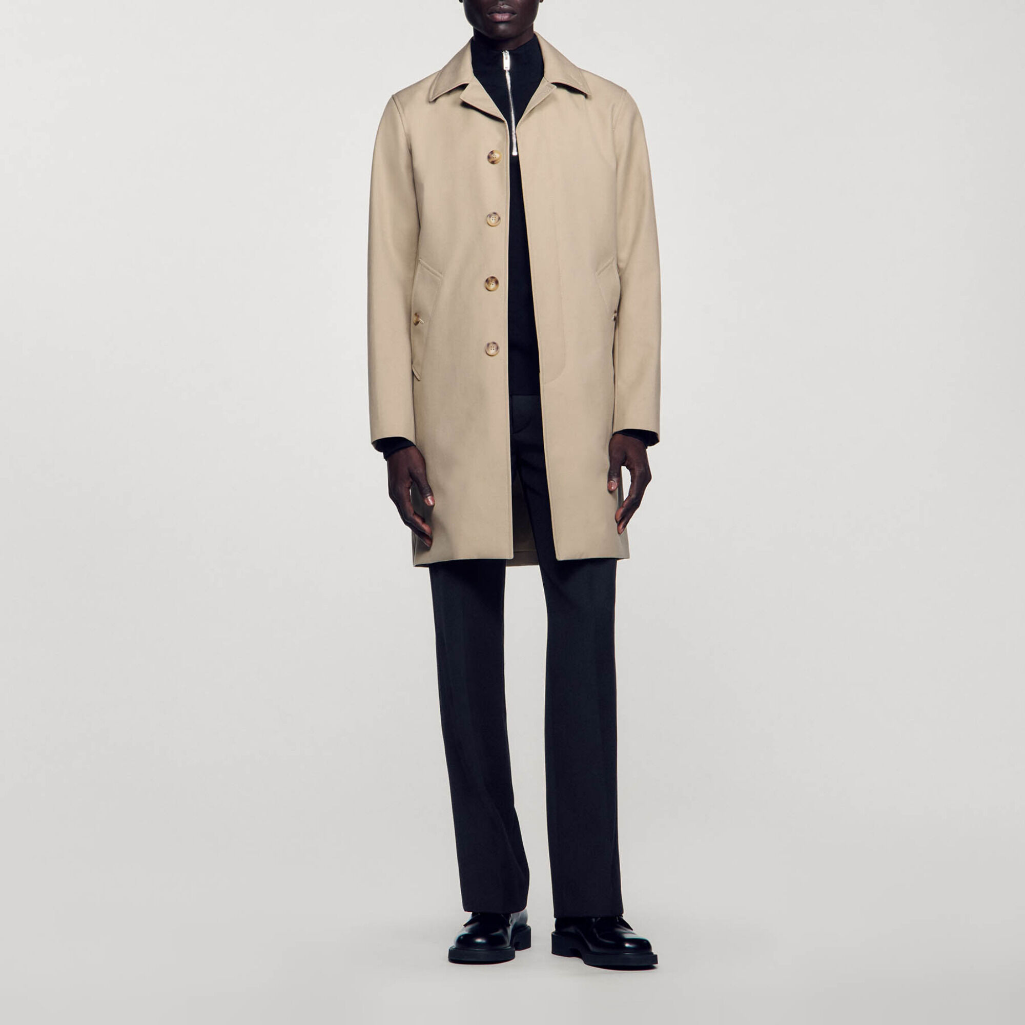 Straight-cut waterproof jacket