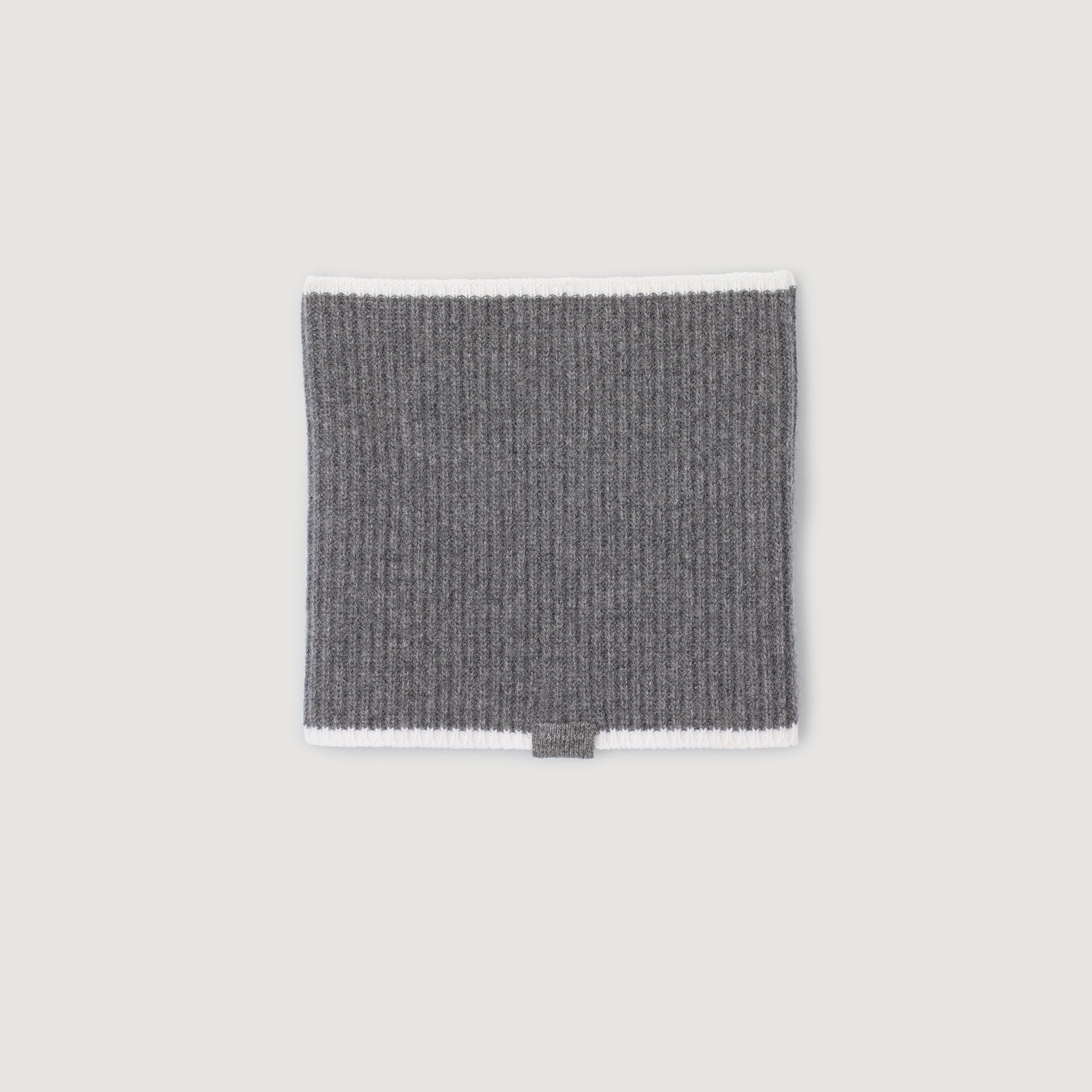 Ribbed knit neck warmer