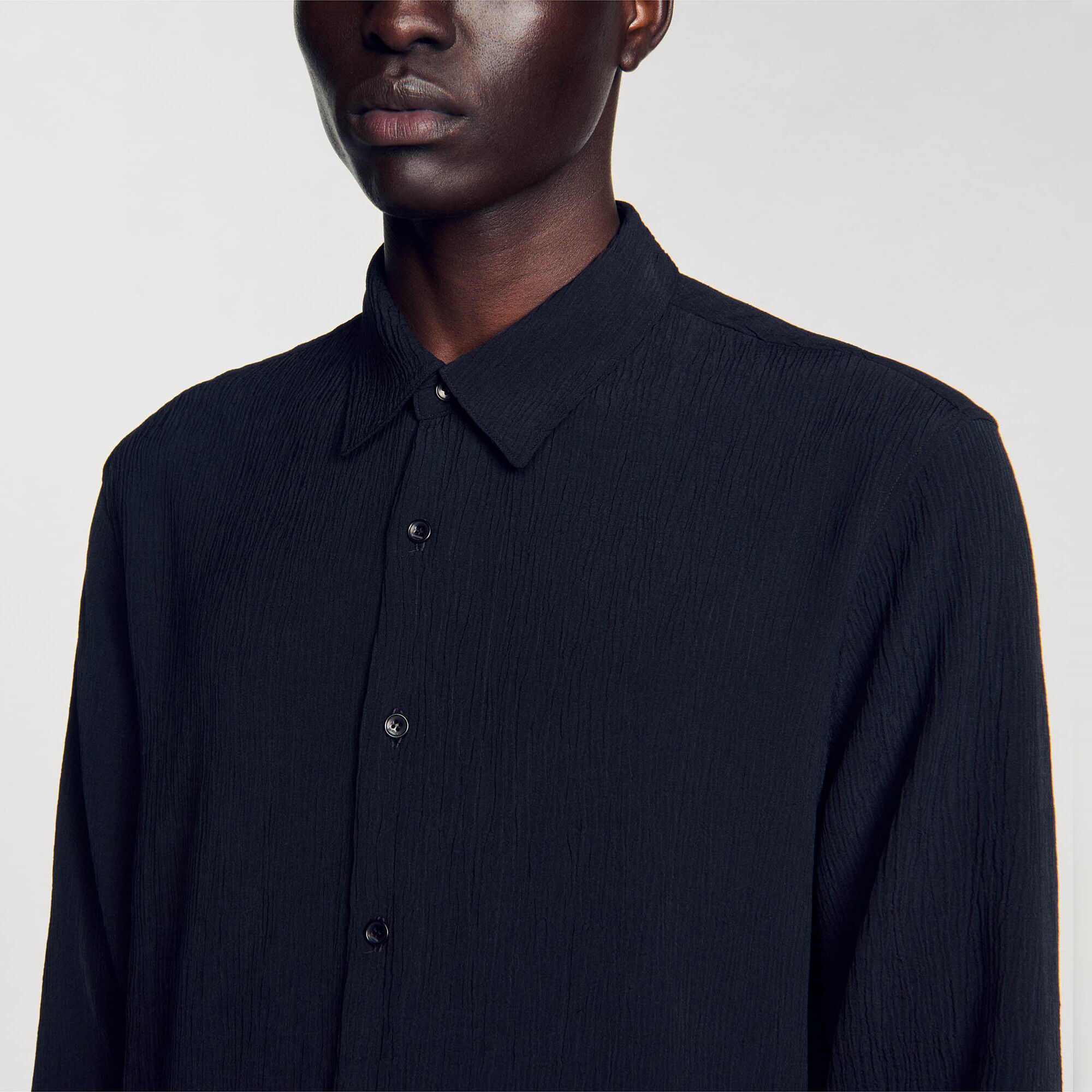 Pleated loose-fit shirt