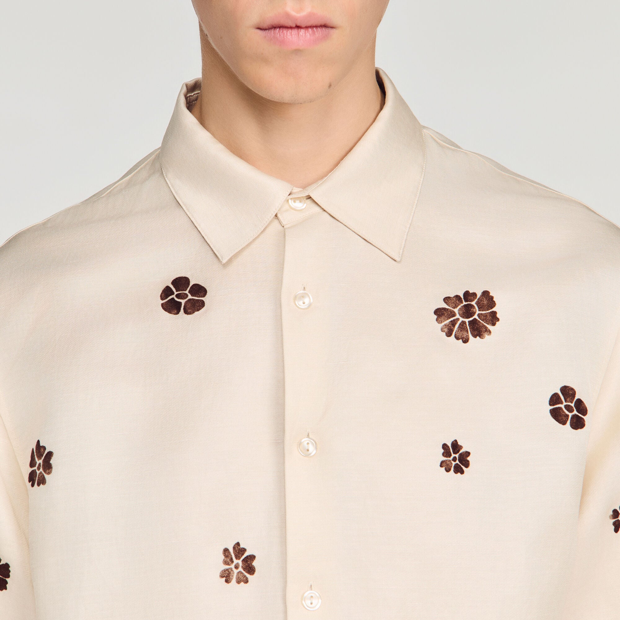 Loose-fit floral shirt